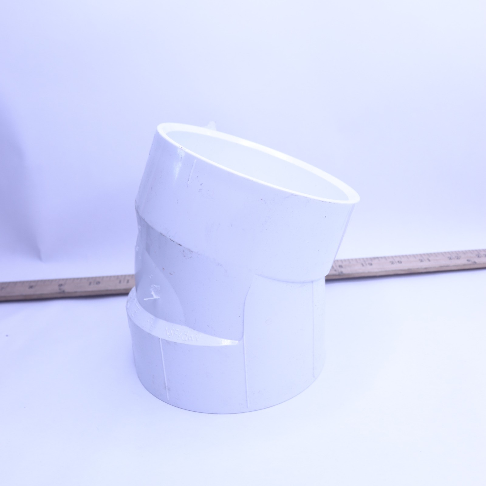 Charlotte Pipe DWV 1/16 Bend Drain Waste and Vent PVC White 4″ 148A