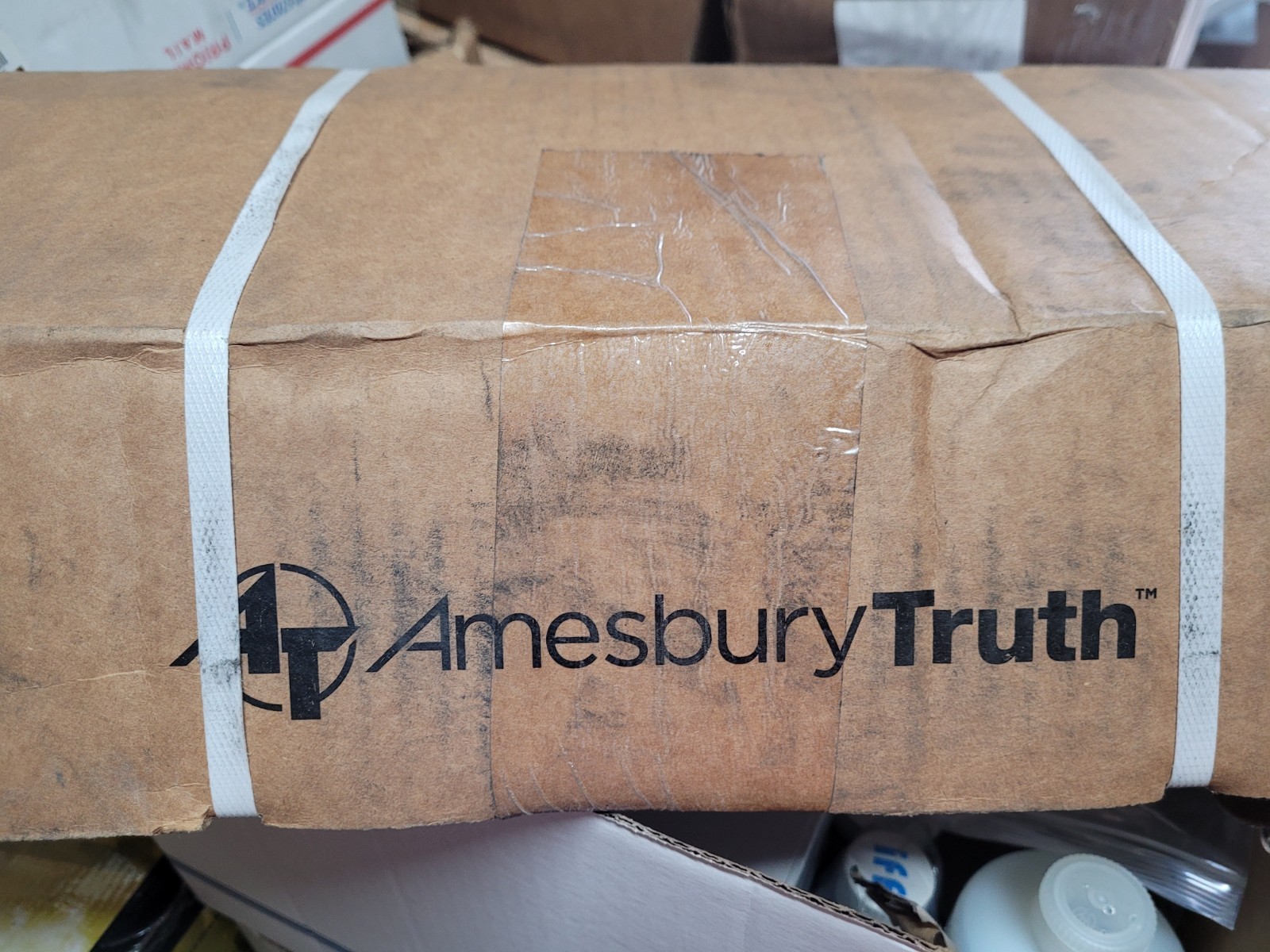 8 Pieces Amesbury Truth Blue 27IN 5/8 LITE LIFT 30 TNS 37