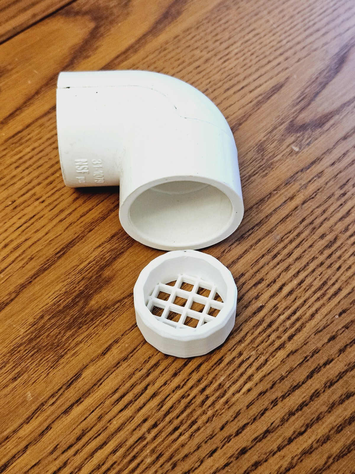 3/4″ PVC Pipe Vent Screen, 1.05″ OD, 1/4″ Mesh, All Plastic for 3/4″ Fitting