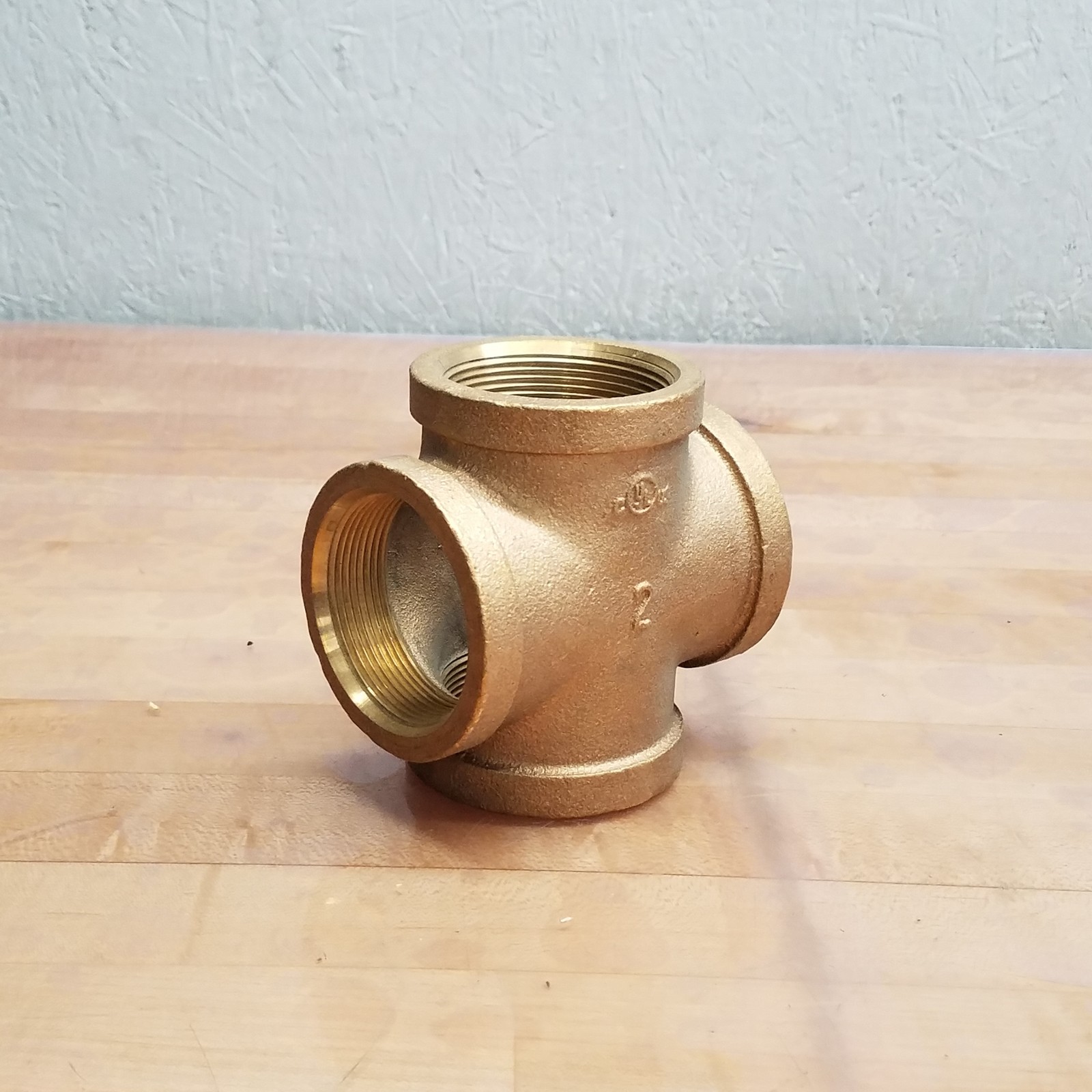 Merit Brass X110-32 Pipe Cross, 2″ Nominal, FNPT End Style, 125lb Pressure Class