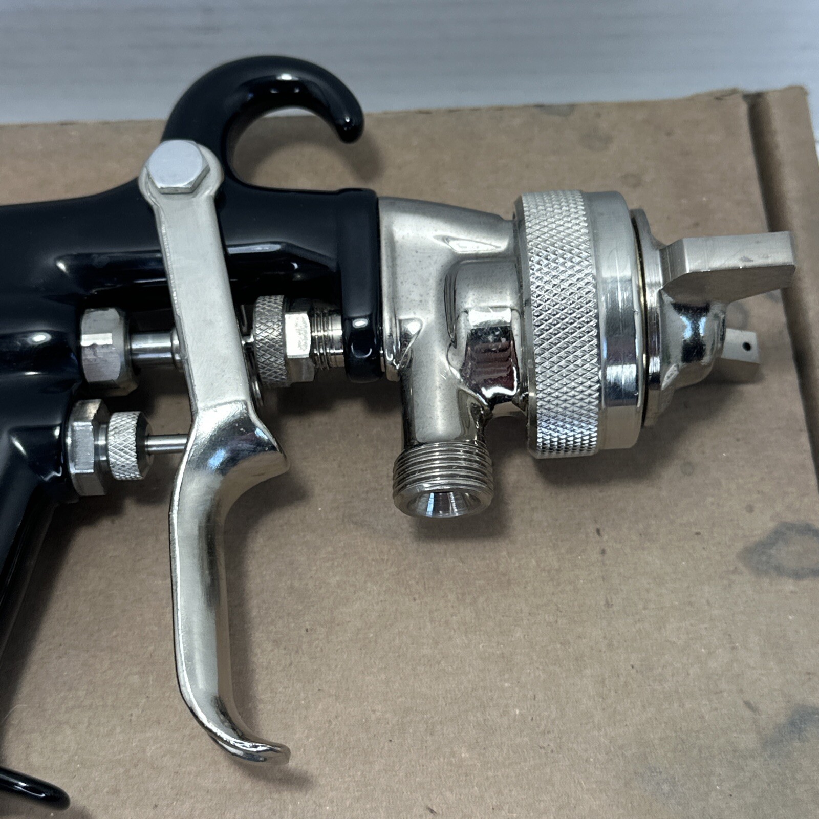 BINKS- MODEL 7 Paint spray gun 36SS X 36SD 6100-1808-9 0.070In/1.8Mm Open Box