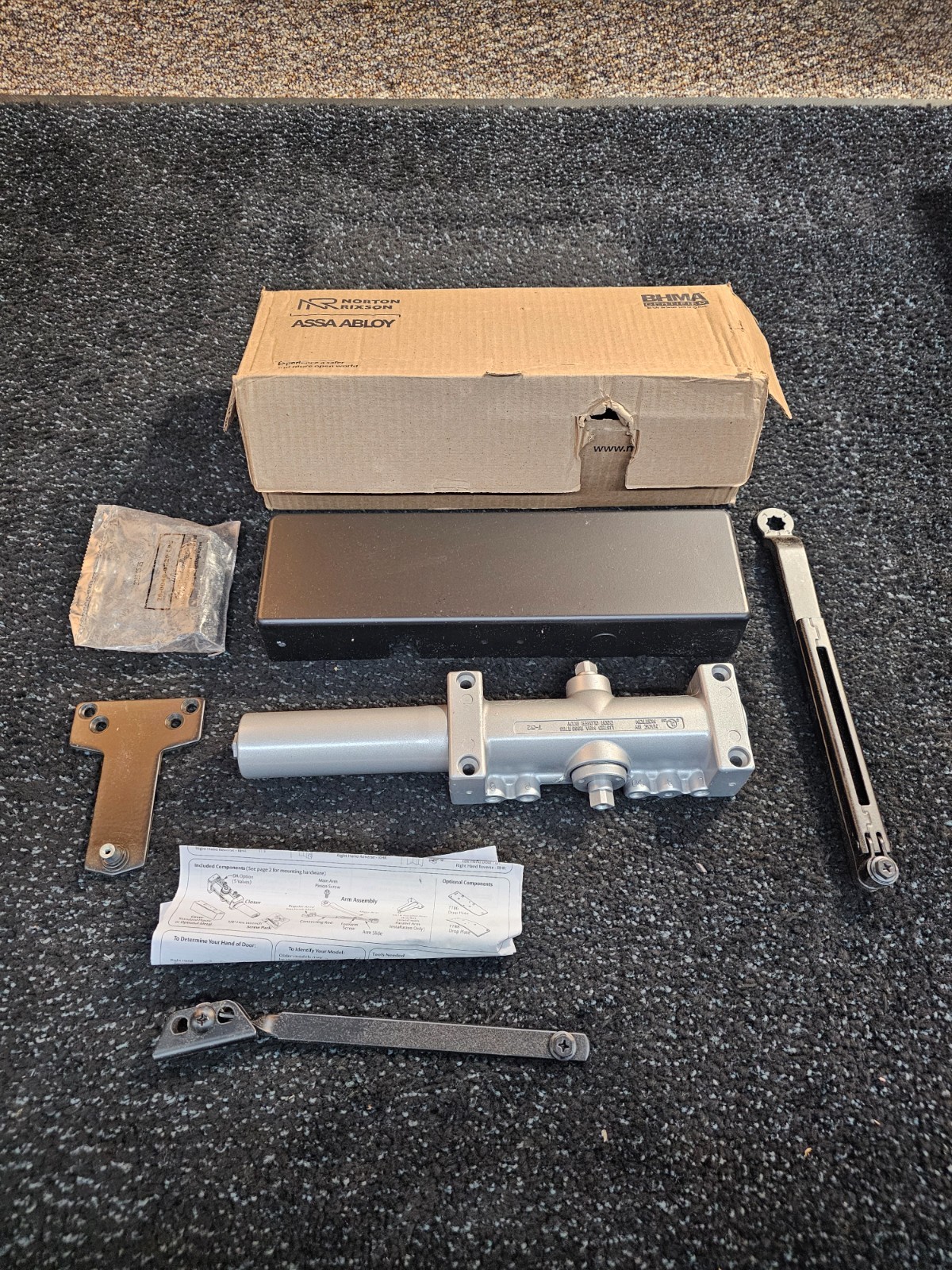 NORTON 7500 BSP Manual, Hydraulic, Door Closer, Black Aluminum Powder Coated