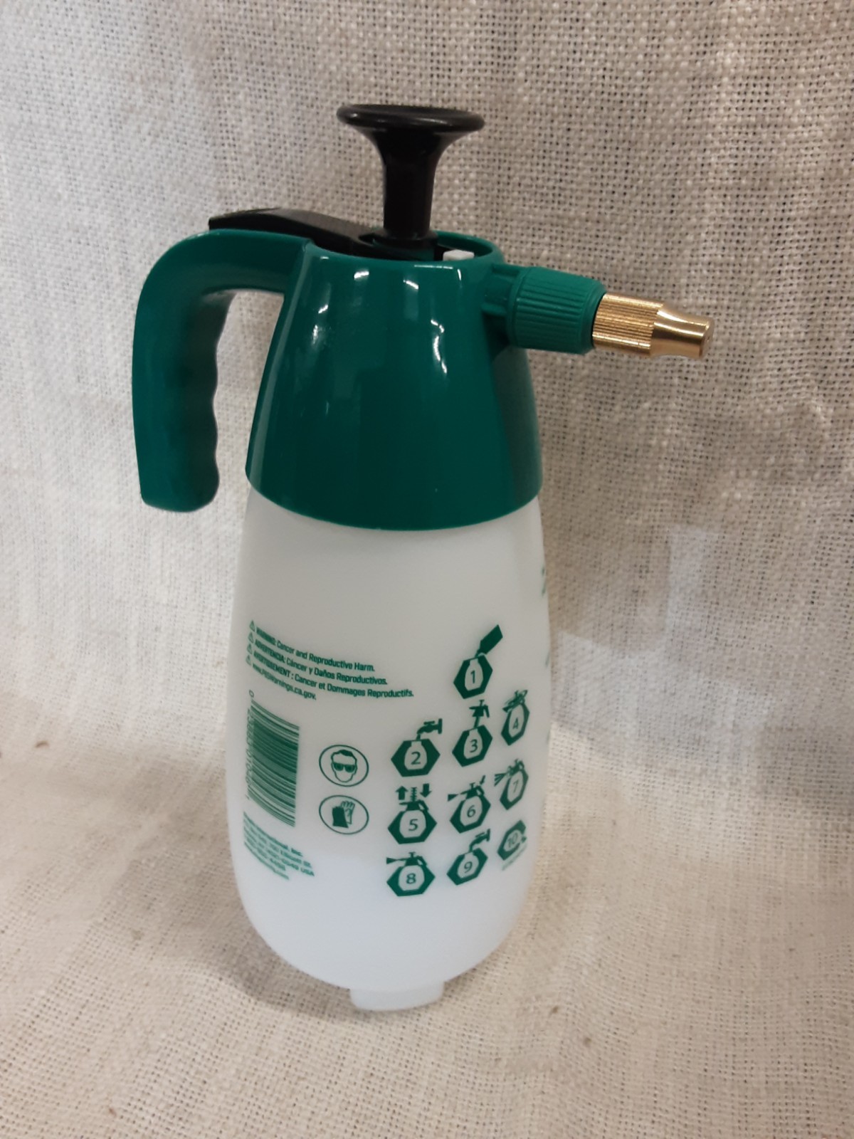 CHAPIN 1046 48 oz Cleaning/Degreasing Sprayer (NEW NO BOX)