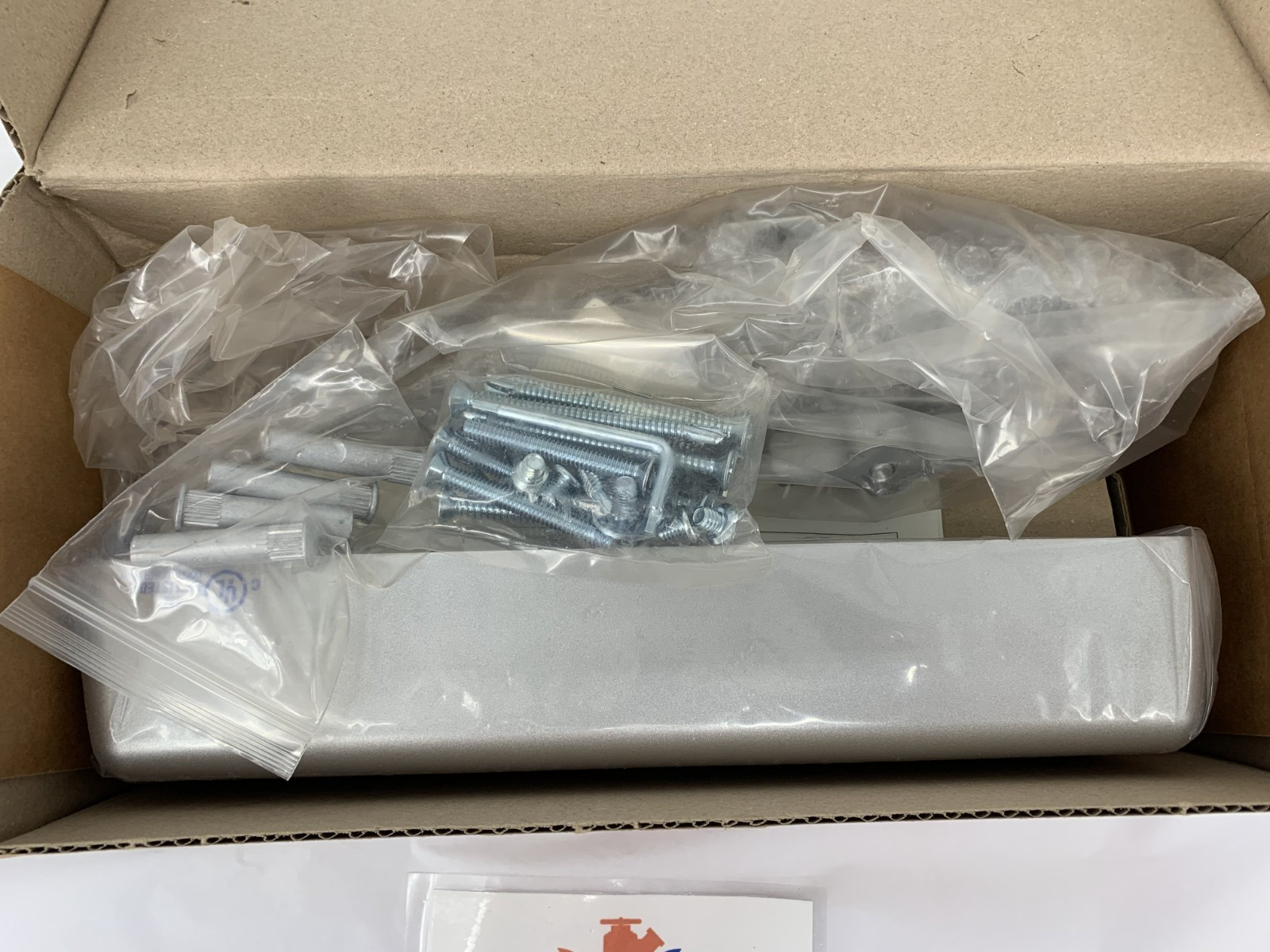 Yale 5821T x 689 ASSA ABLOY 085233 Commercial Grade Surface Mounted Door Closer