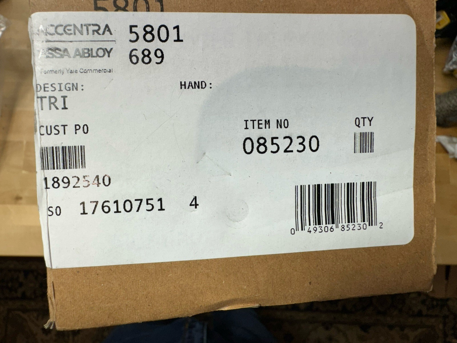 ASSA ABLOY ACCENTRA 5801 x 689 GAV Door Closer Silver 12-1/4″ Housing