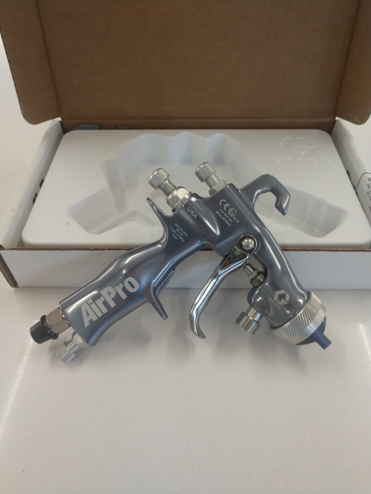 Graco AirPro Conventional Pressure Feed Spray Gun – 288931