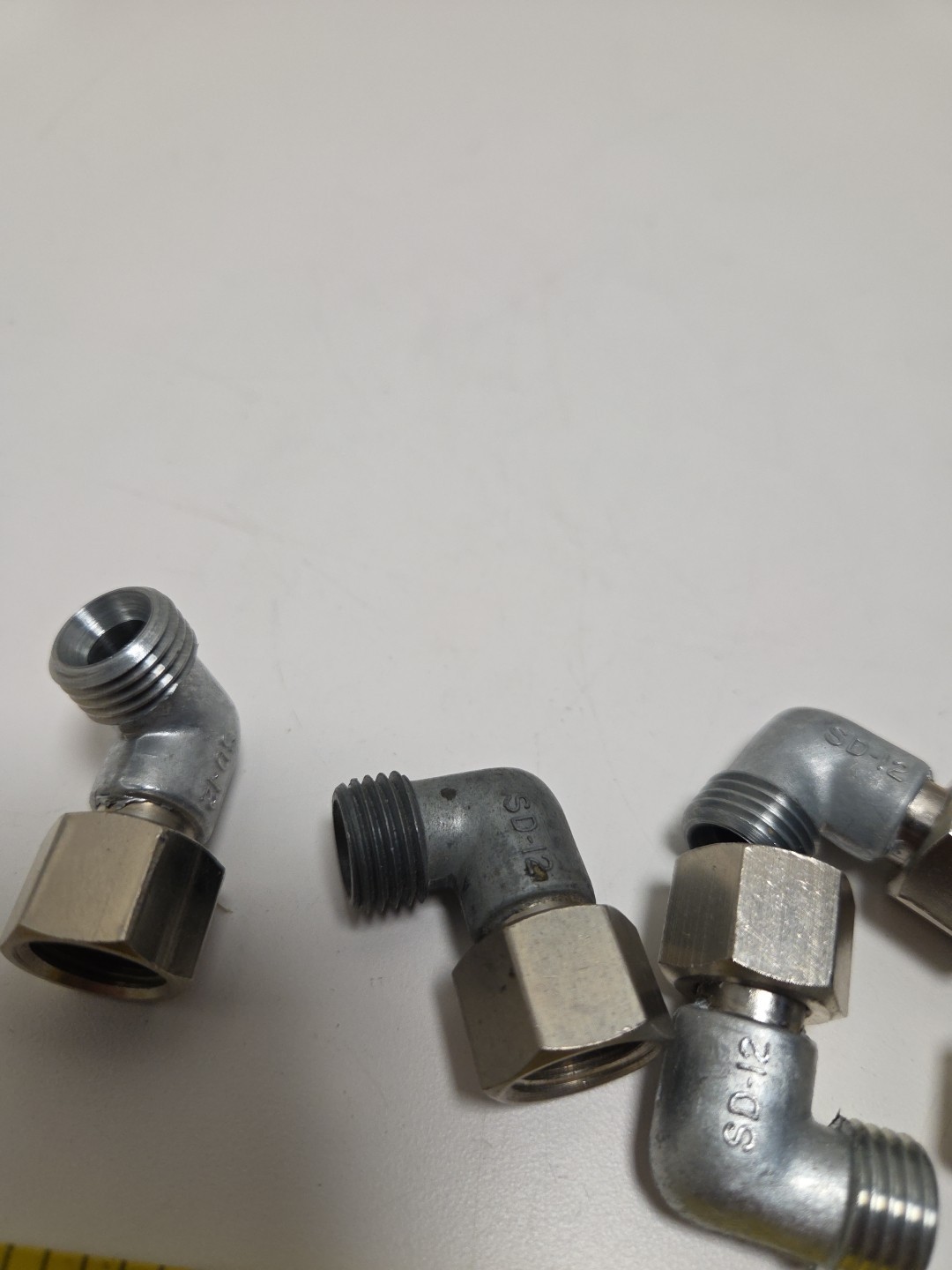 Binks 73-12 90° Elbow Fitting Lot Of 7