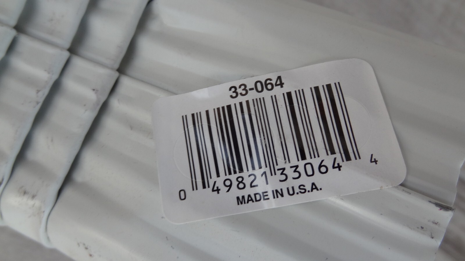 Amerimax 33-064 Gutter Galvanized Side Elbow 2″ x 3″ ~ White