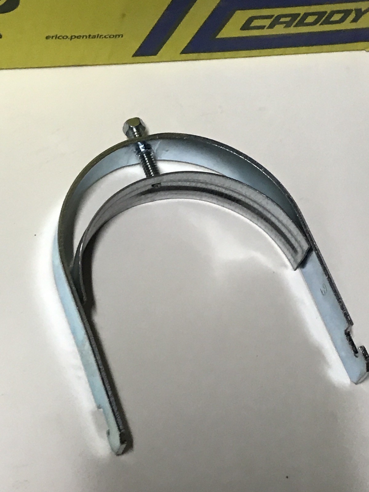 CADDY PENTAIR SCH64B ONE PIECE STRUT CLAMP – Box Of 10 NEW