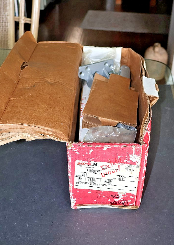 LCN Hydraulic Door Closer, Model 4011, Right Hand Smoothie, SPEC, Never Opened