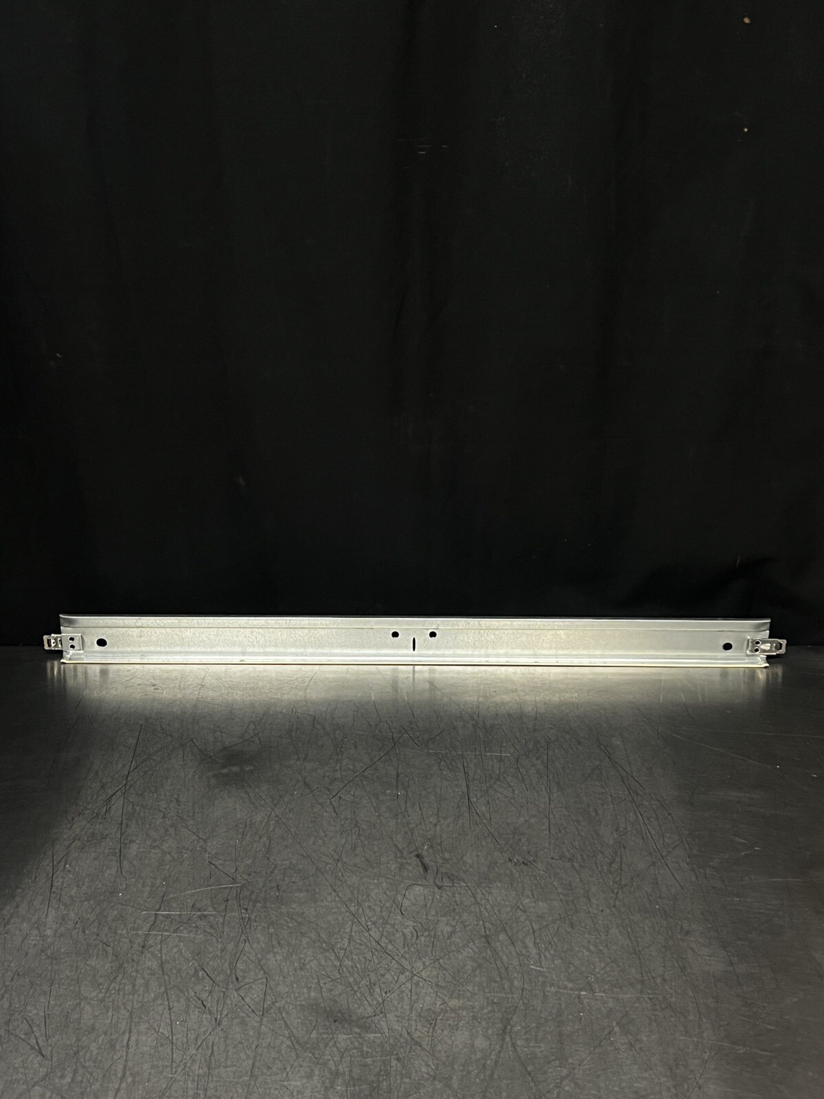 CertainTeed PCS2-12-12-BEB Cross Tee 2 ft X 1.5 inch – Set of 23