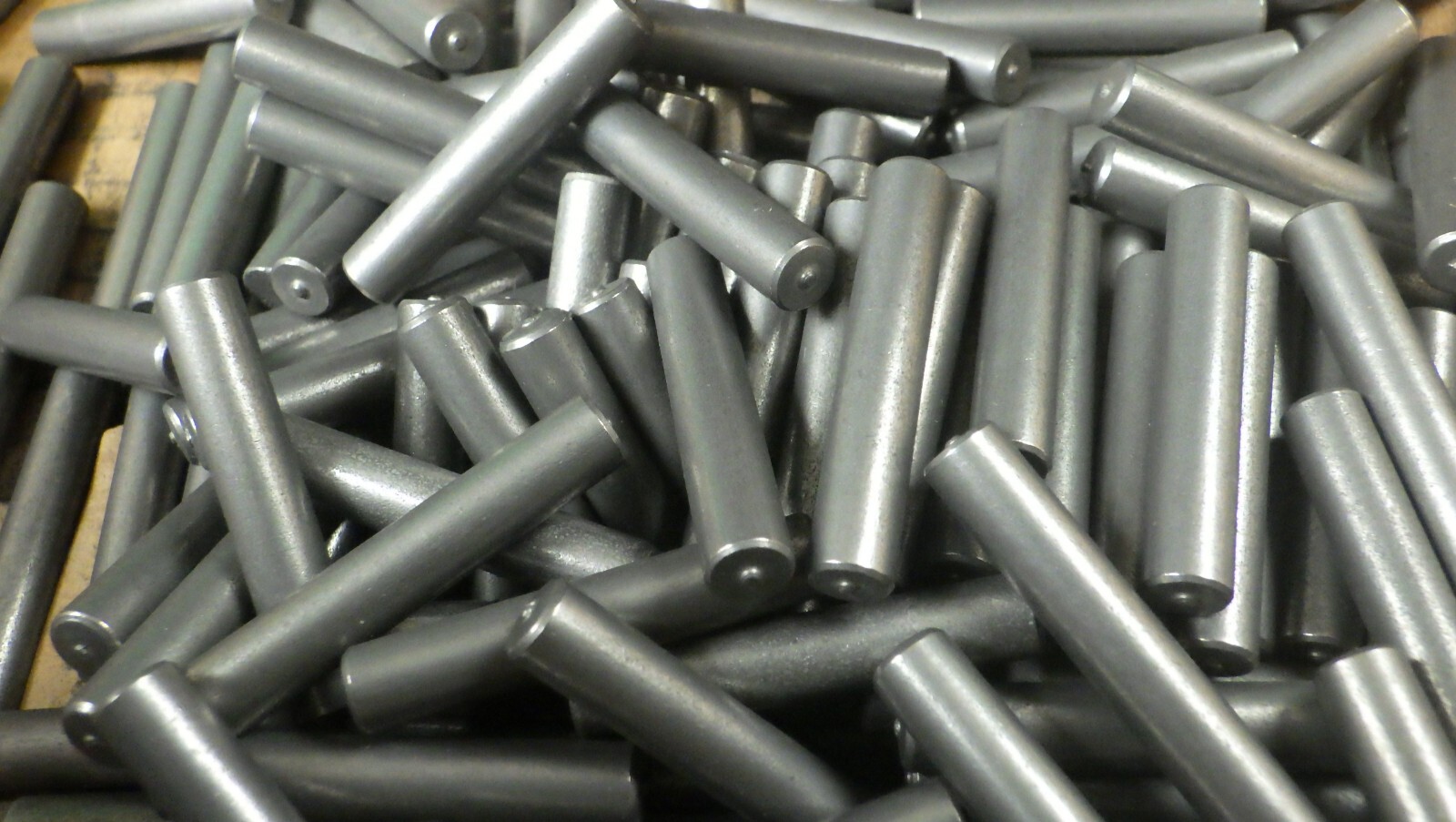 Lot of 200 Steel Taper Pins #4 .25 dia/1.375″ long