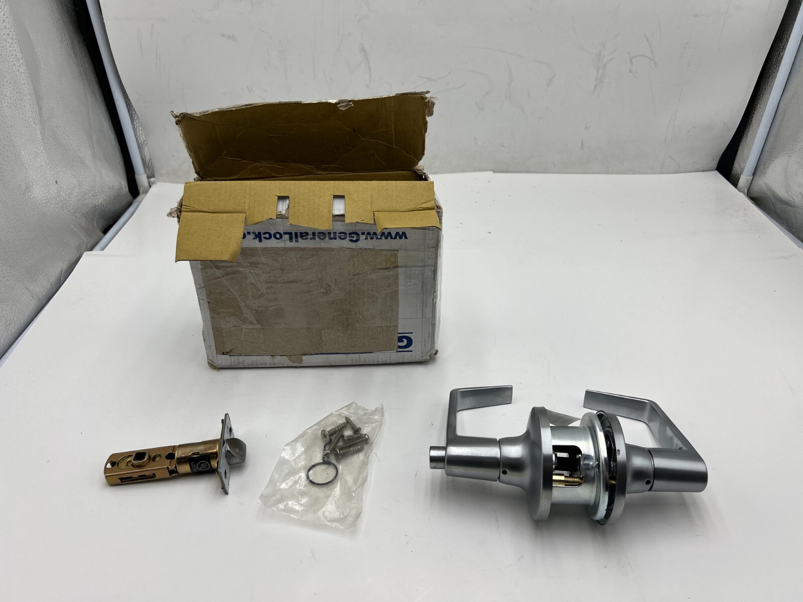 General Lock LT240S 626 2WL Privacy Grade 2 Tubular Lever US26D – Satin Chrome