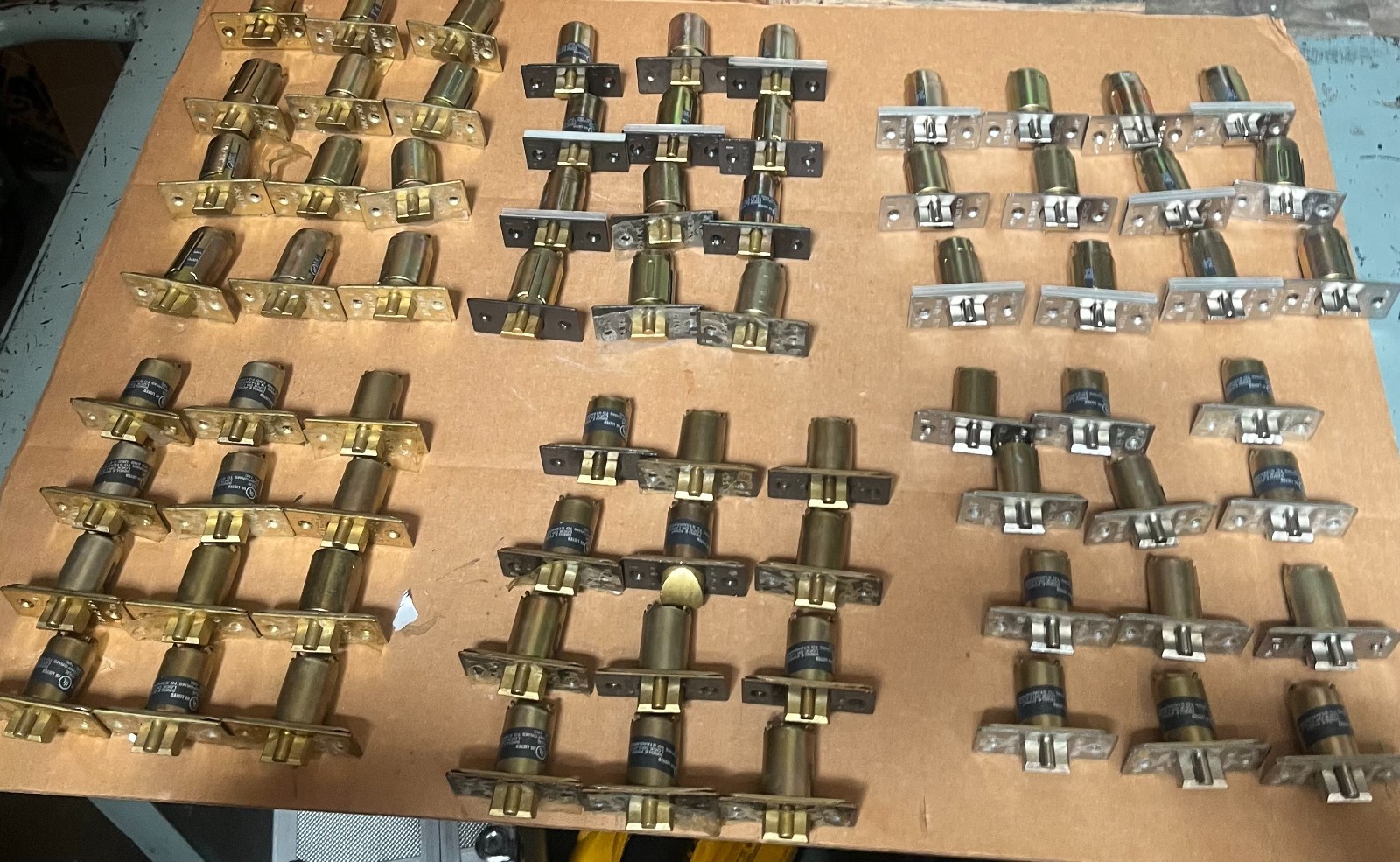 Lots of 12 Universal Commercial Replacement Deadlatch Door Latch 2-3/4″ Backset