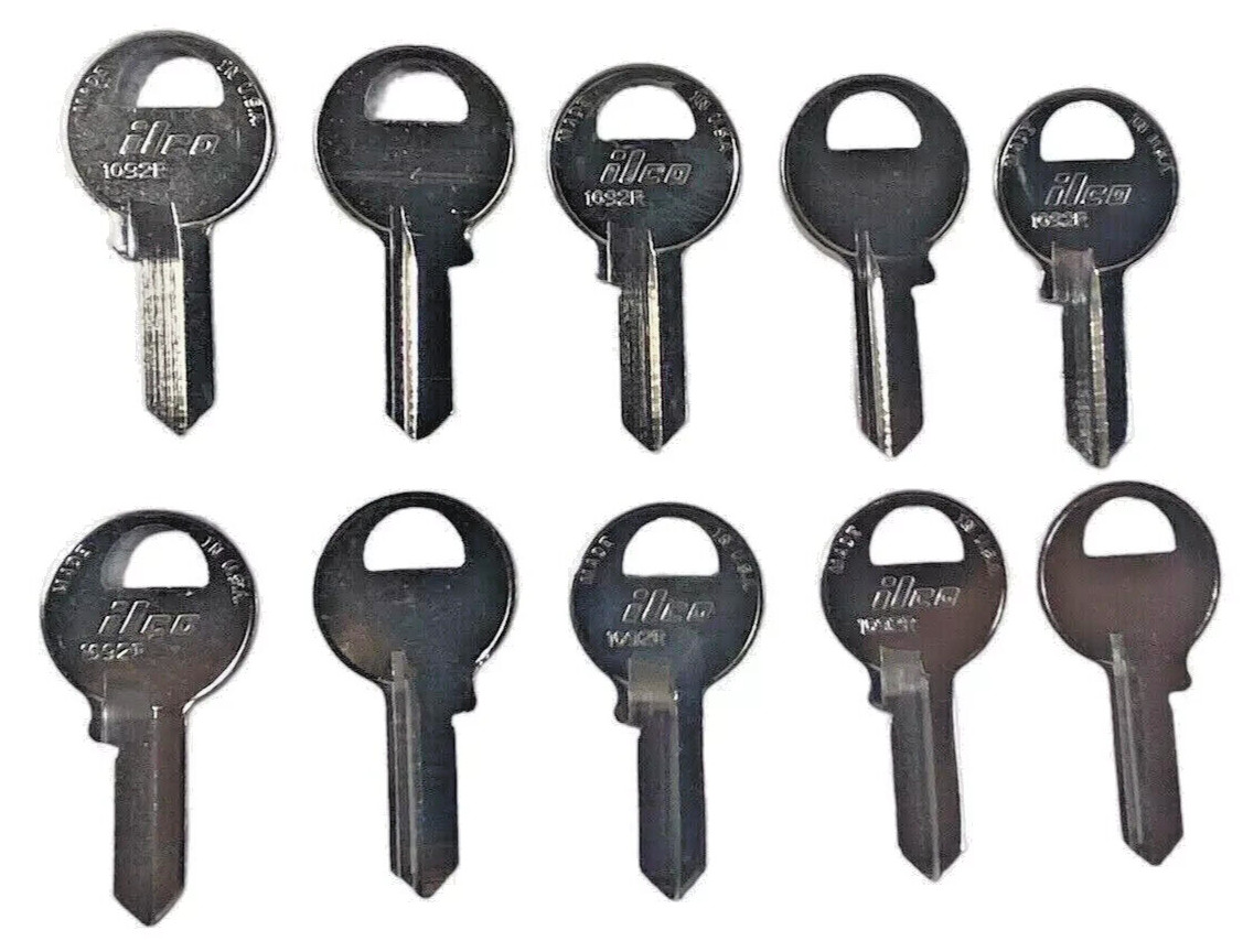 Lof of 10 ILCO 1092R Key Blanks for Master Padlock UNCUT KEYS