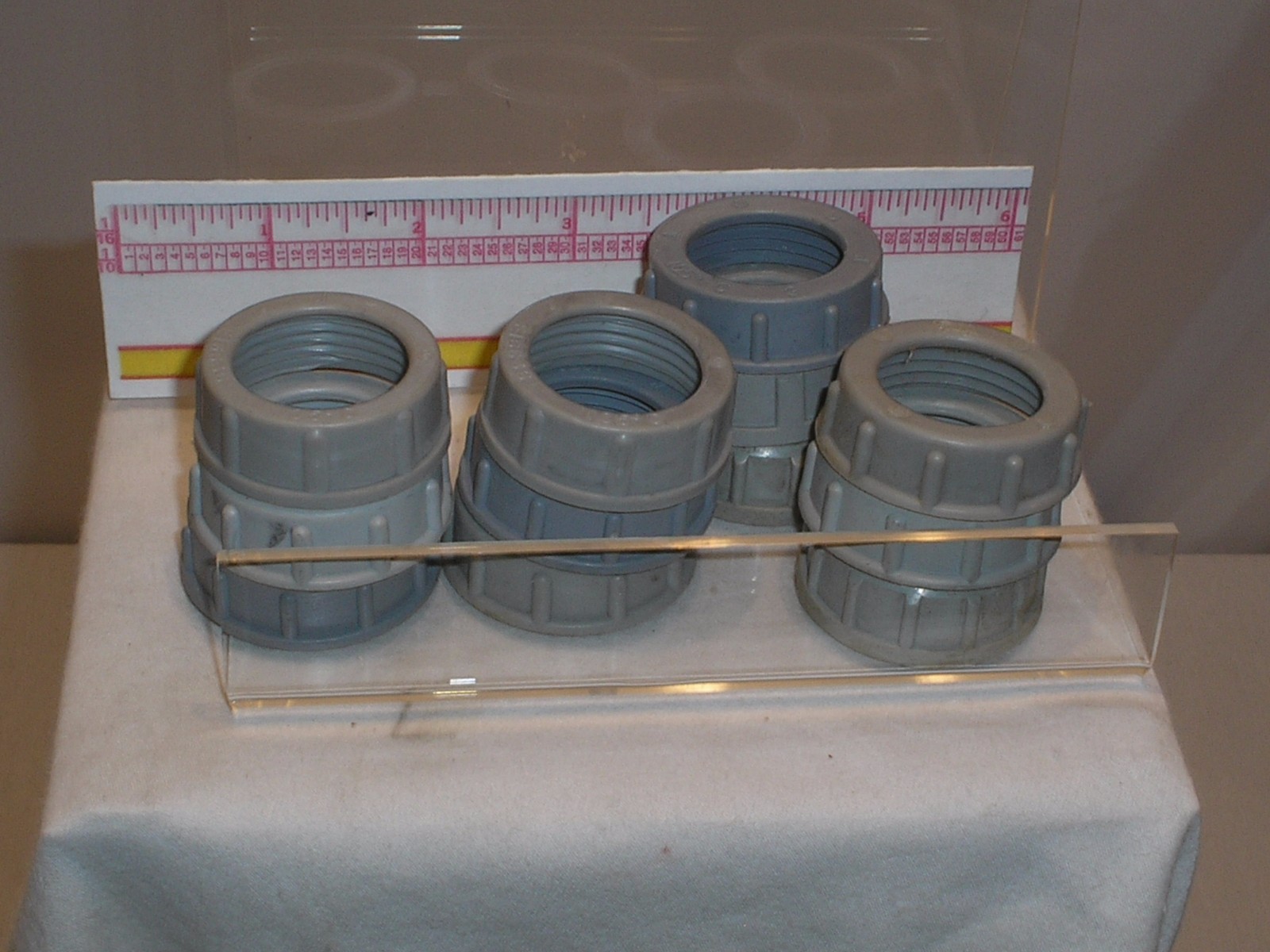 The Listing is for:(18) Used generic grey 1-Inch Plastic Insulating Bushings.