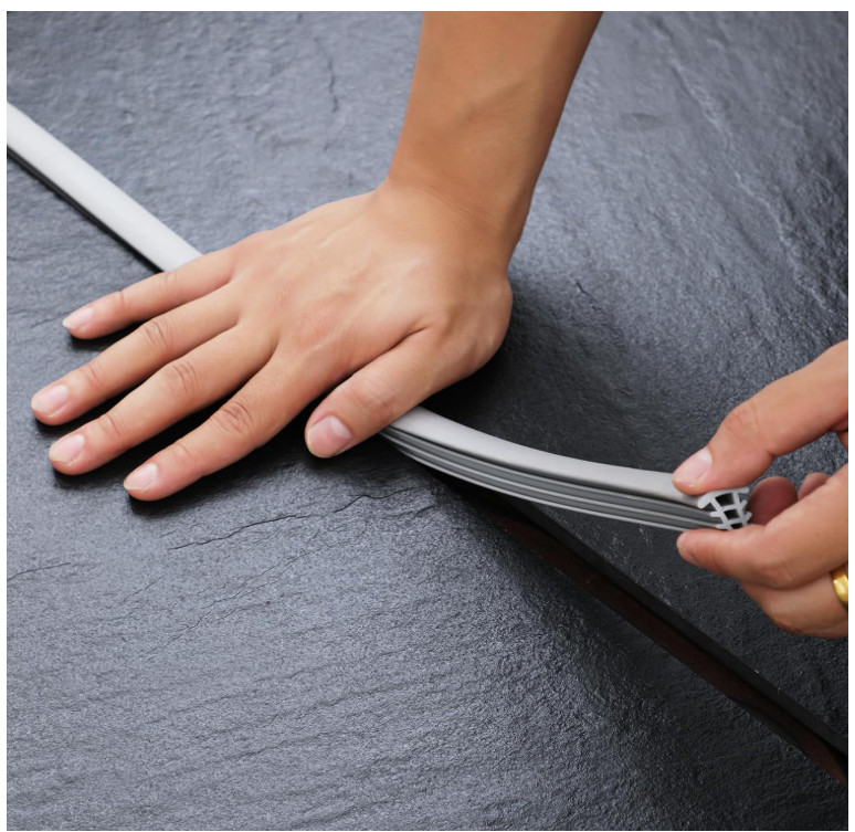 Flexible EPDM Rubber Strip (25 ft Long and 1-1/2 ‘ Wide for 1-1/4“ -1-1/2’ Crack