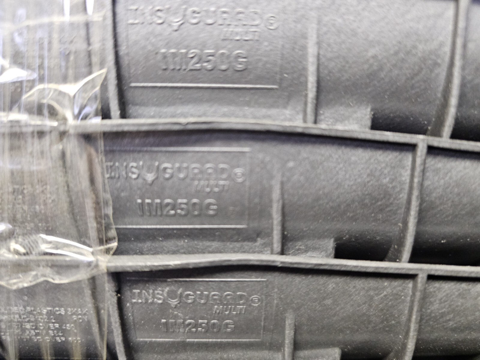 Lot of 5 Insuguard Multi 2.5″ Silver Grey Adaptable Pipe Saddle IM250G