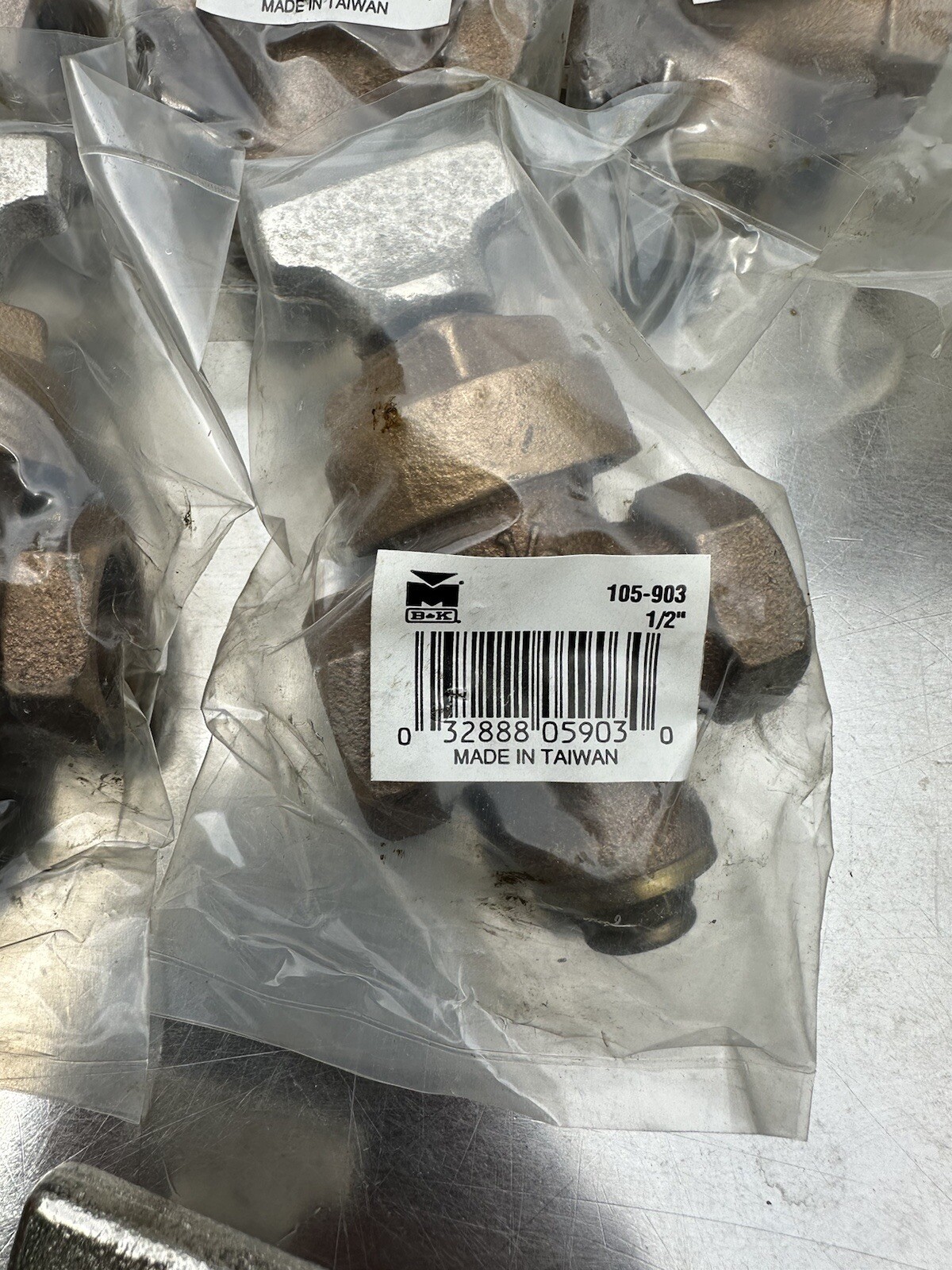 Lot of 6 Mueller B&K 105-903 Brass Ground Key Stop & Drain Waste Valve 1/2″ New