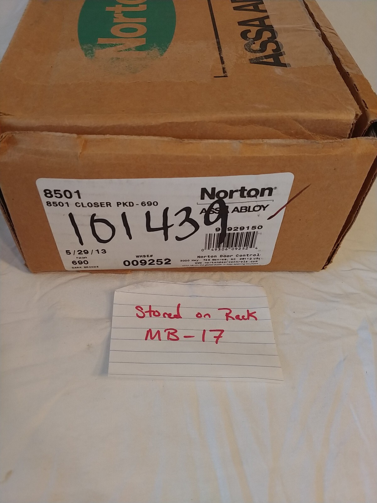 NORTON DOOR CONTROLS 8501 690 Door Closer, Plus Arm