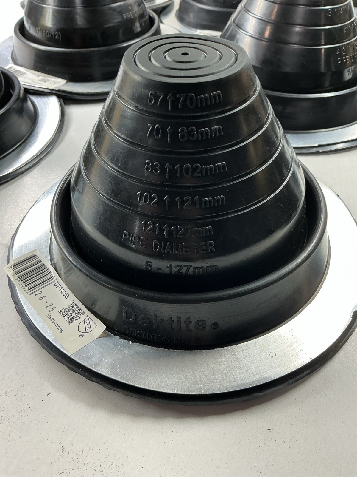 Box of 10 Dektite DF103G Retrofit 5-127mm Pipe Boot Roof Flashing