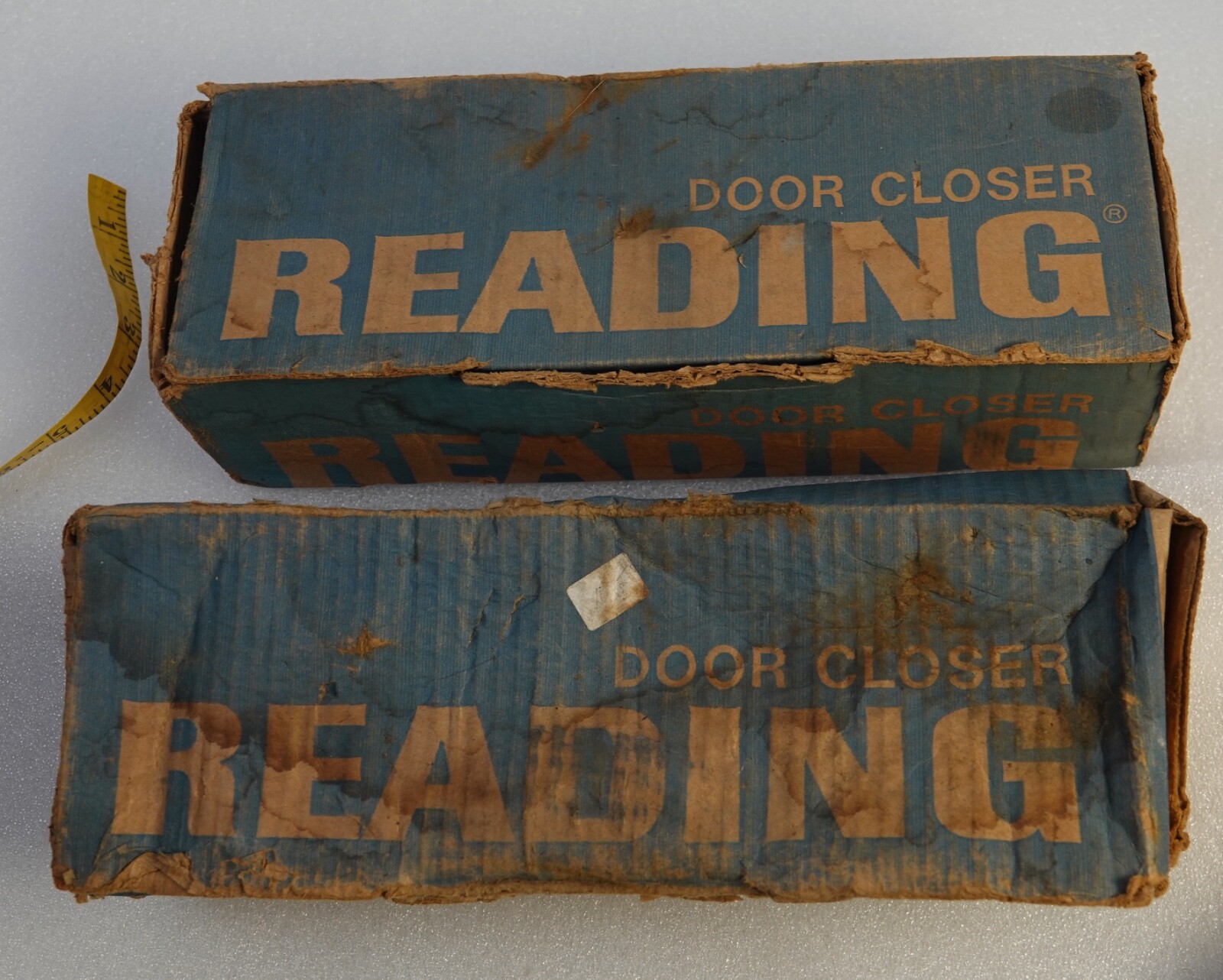 TWO READING INDUSTRIAL DOOR CLOSURE’S NEW IN PACKAGES #604 REGULAR ARM MOUNT