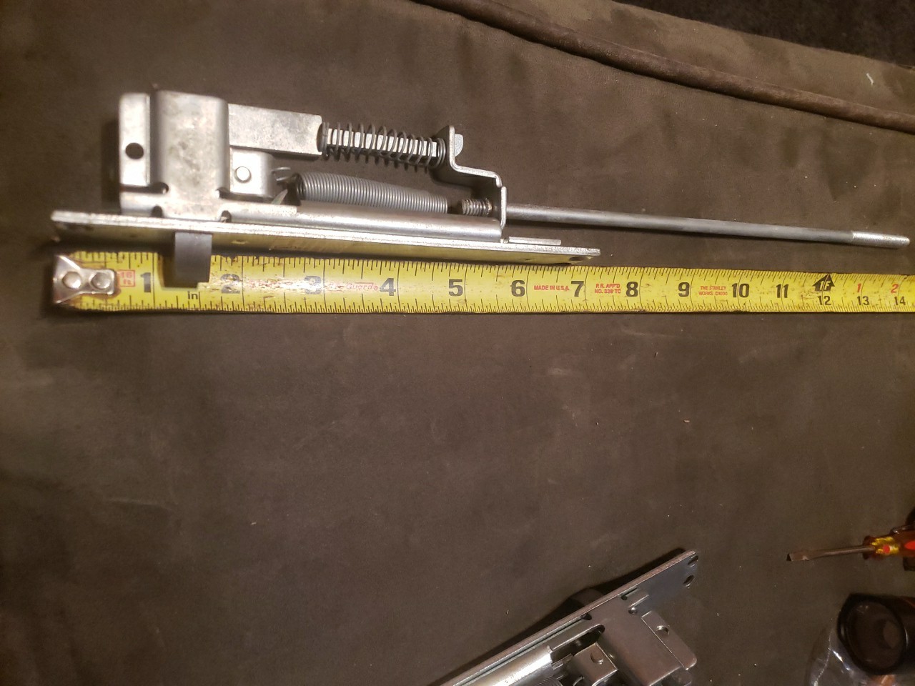 Automatic flush or surface bolts door controls international U-252