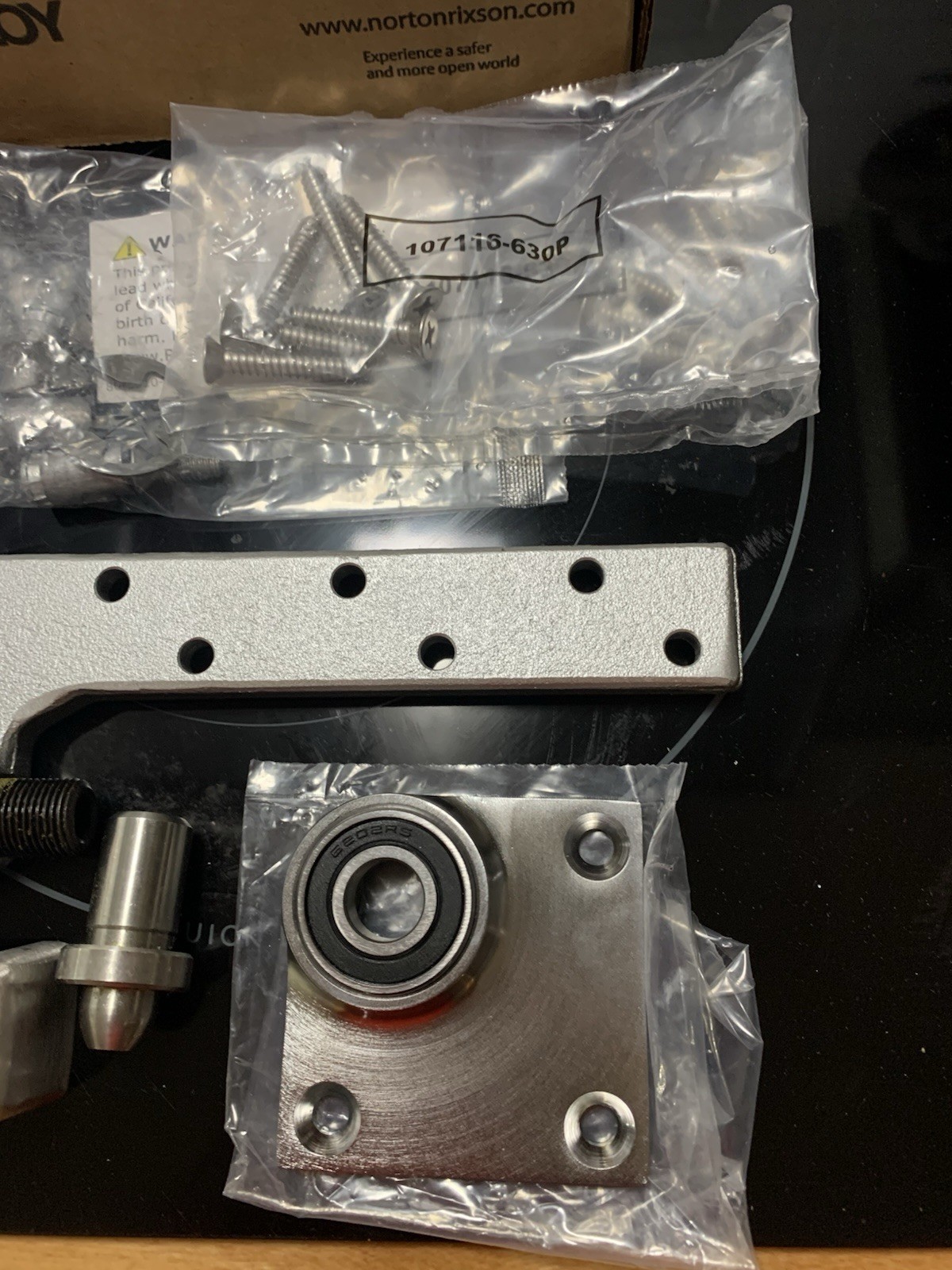Norton ASSA ABLOY L147 3/4 Offset Pivot Bottom For Lead-lined Door Right-Handed