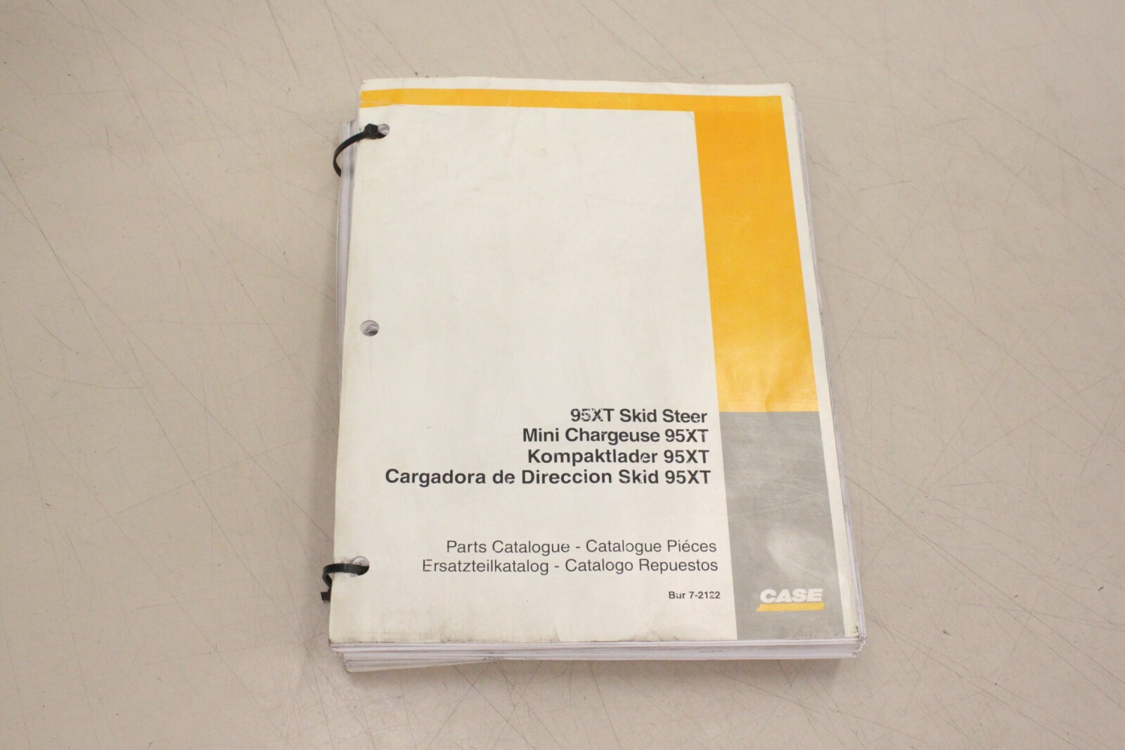 CASE 95XT Kompaktbagger 1999 DE EN FR ESP Ersatzteilekatalog BUR7-2122