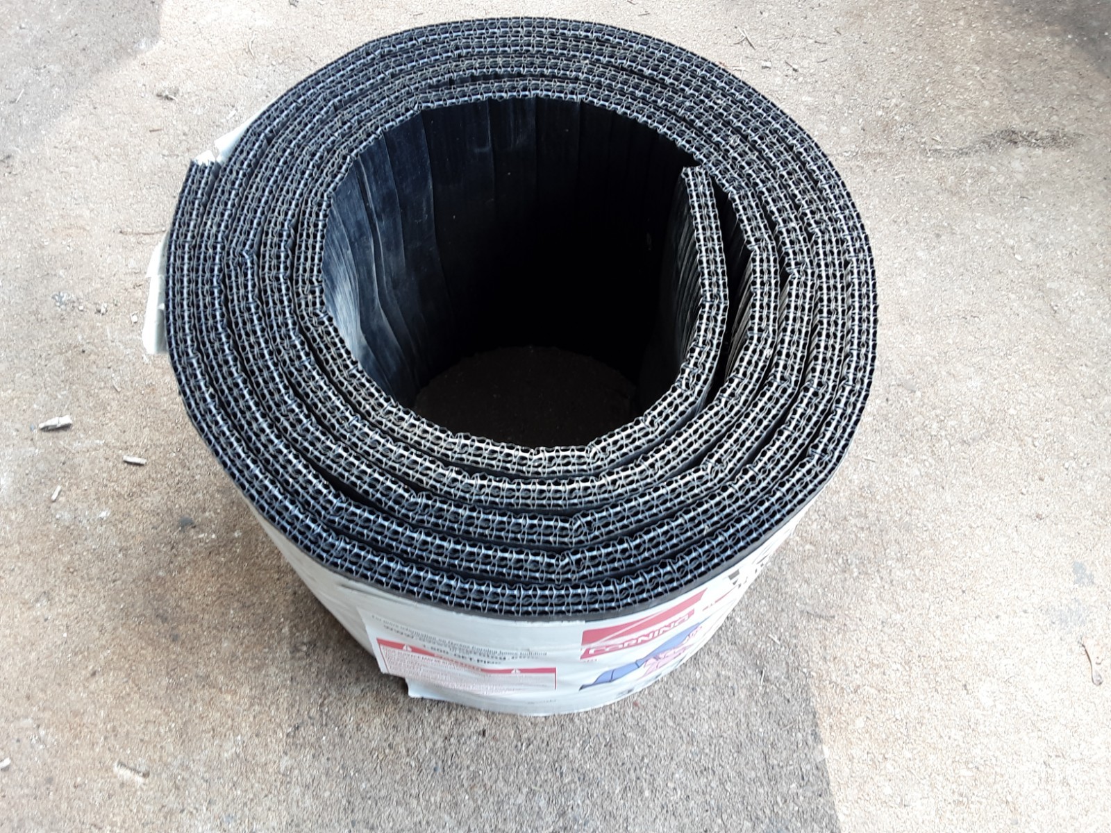 Owens Corning Ventsure Shingle over ridgevent Material 337250 NOS Pick up