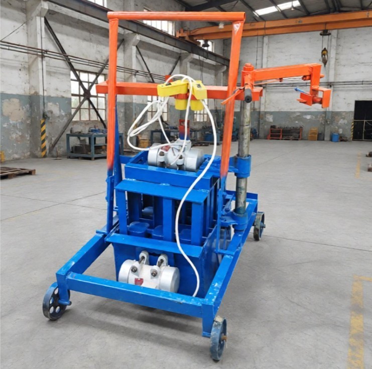220V Hollow Block Making Machine 3-Block 15.7×5.9×7.8″ Bricks Each Time 550WX2