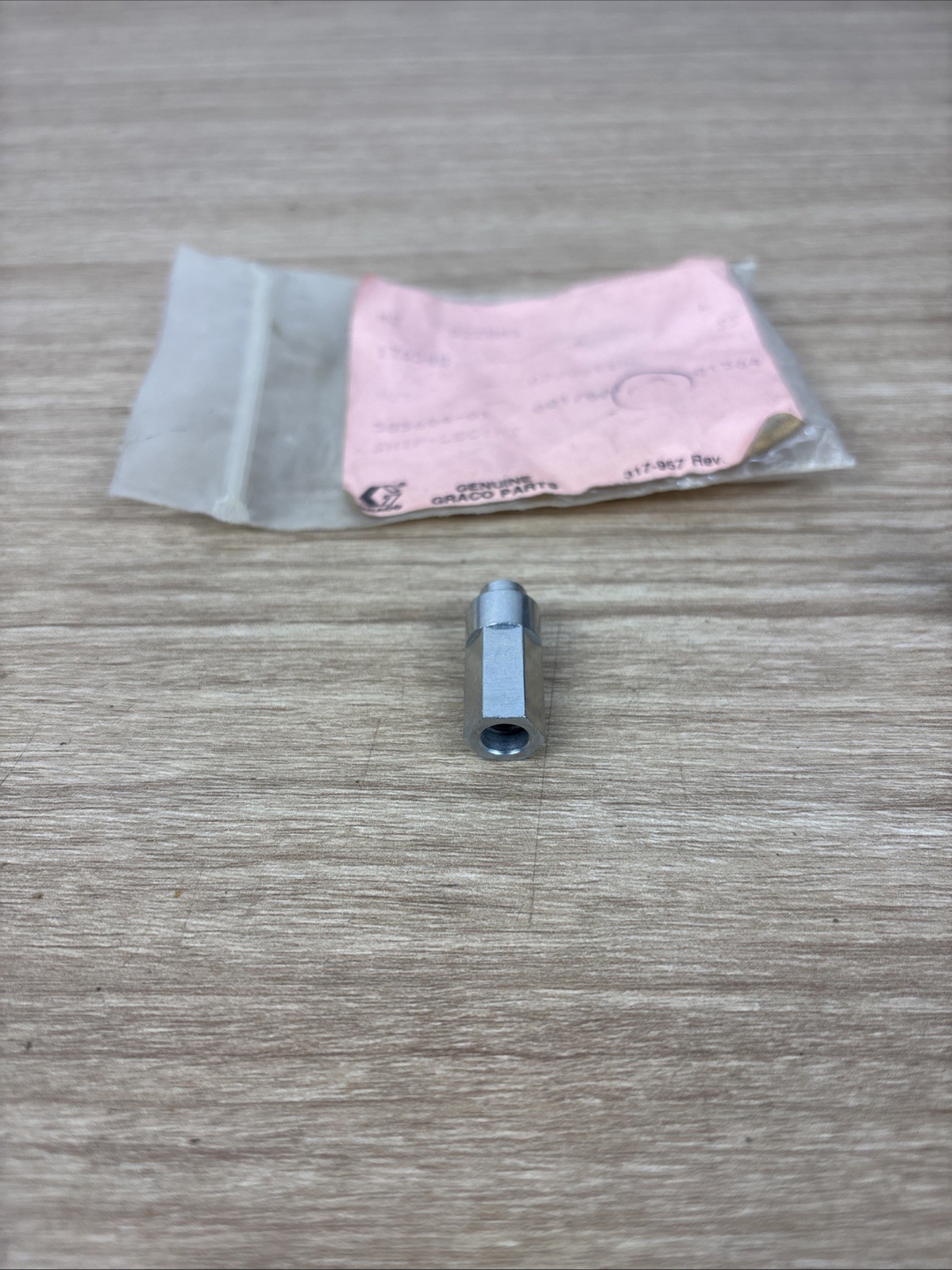 GRACO 176548, SCREW, ADJUSTING, GRACO SPARES 176-548