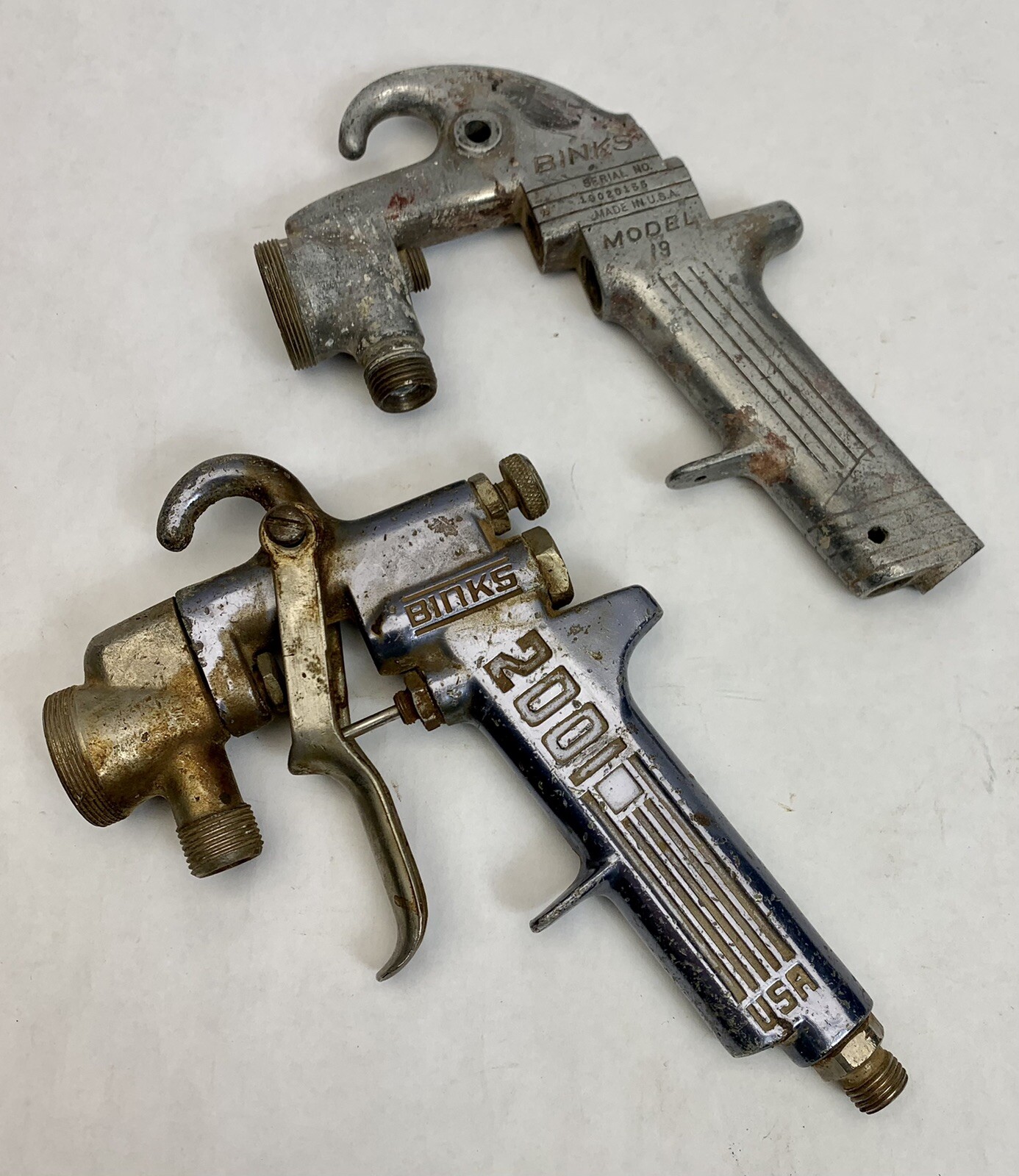 Lot of 2 Binks Spray Gun Bodys # 19 & # 2001 (101880) USED
