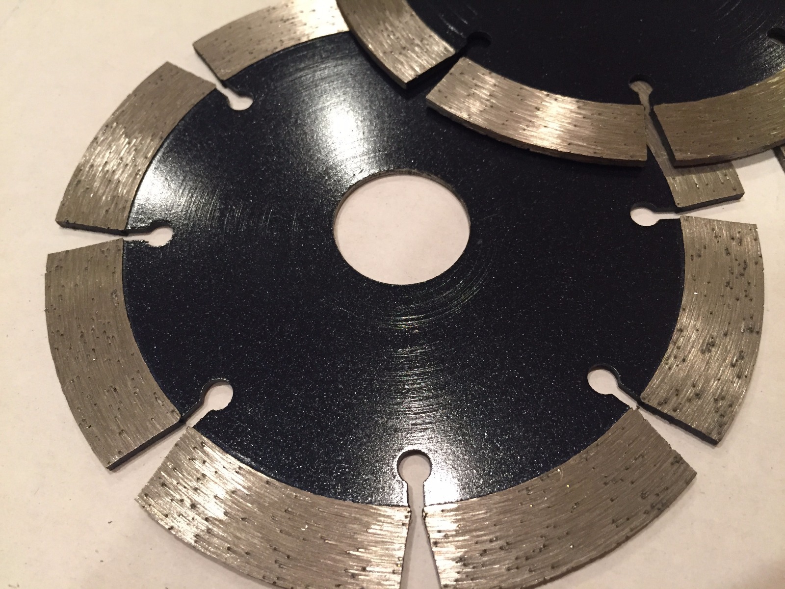 5-pack 4.5 inch diamond blade for cutting concrete, stones and masonry materials