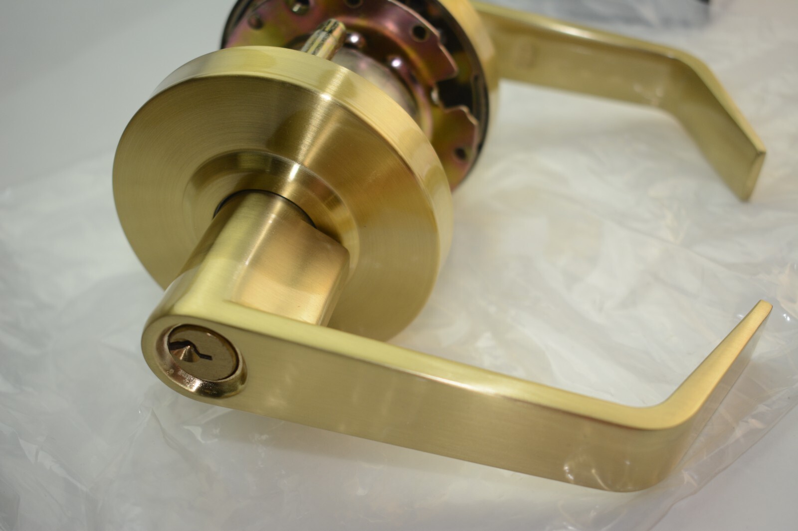 Design Hardware X-87-F institutional Lever Lock HeavyDuty Door handle KEYS brass