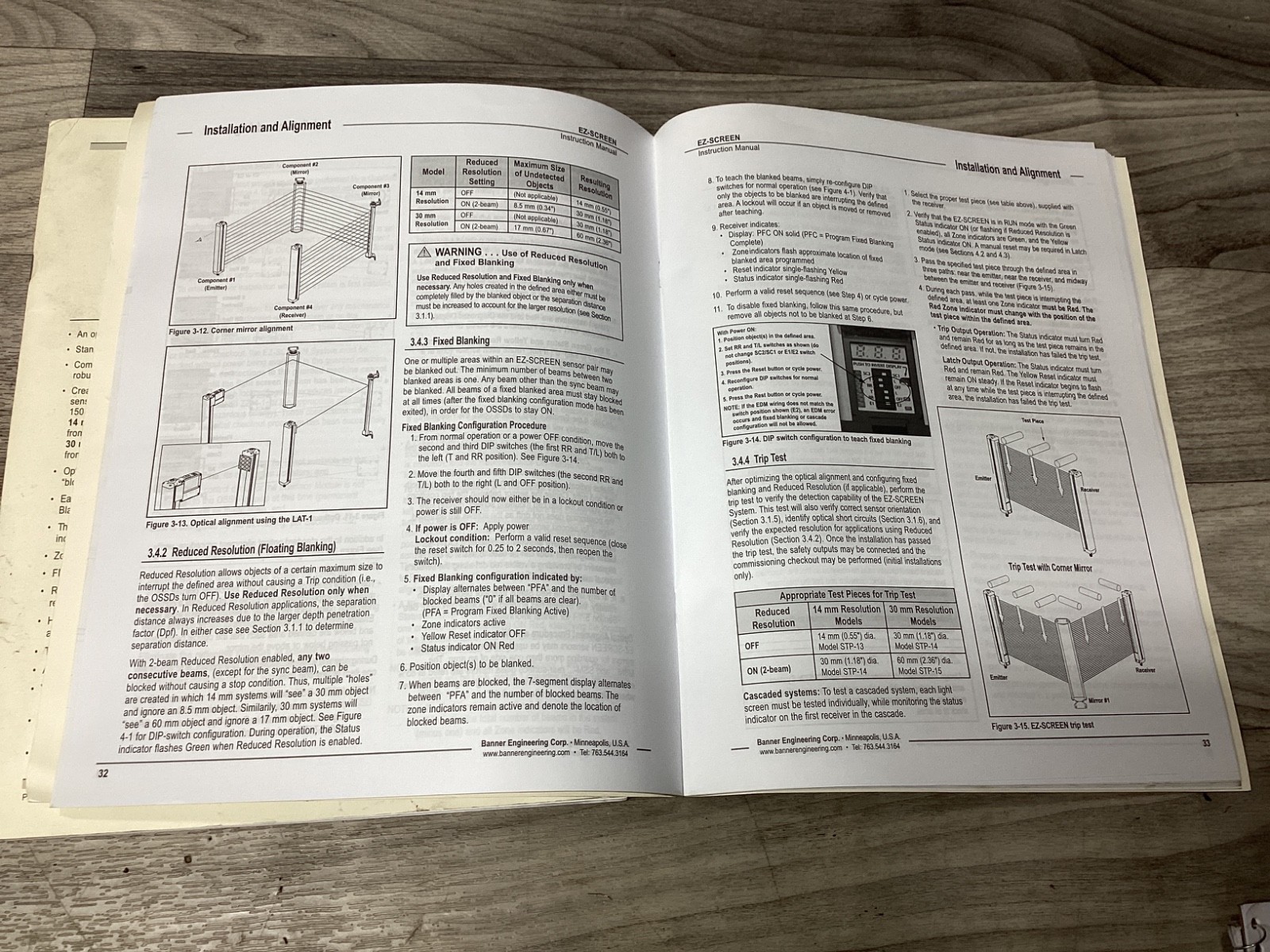 LOT OF 2Banner EZ-SCREEN Safety Light Instruction Manual 112852 Rev. H #103N138