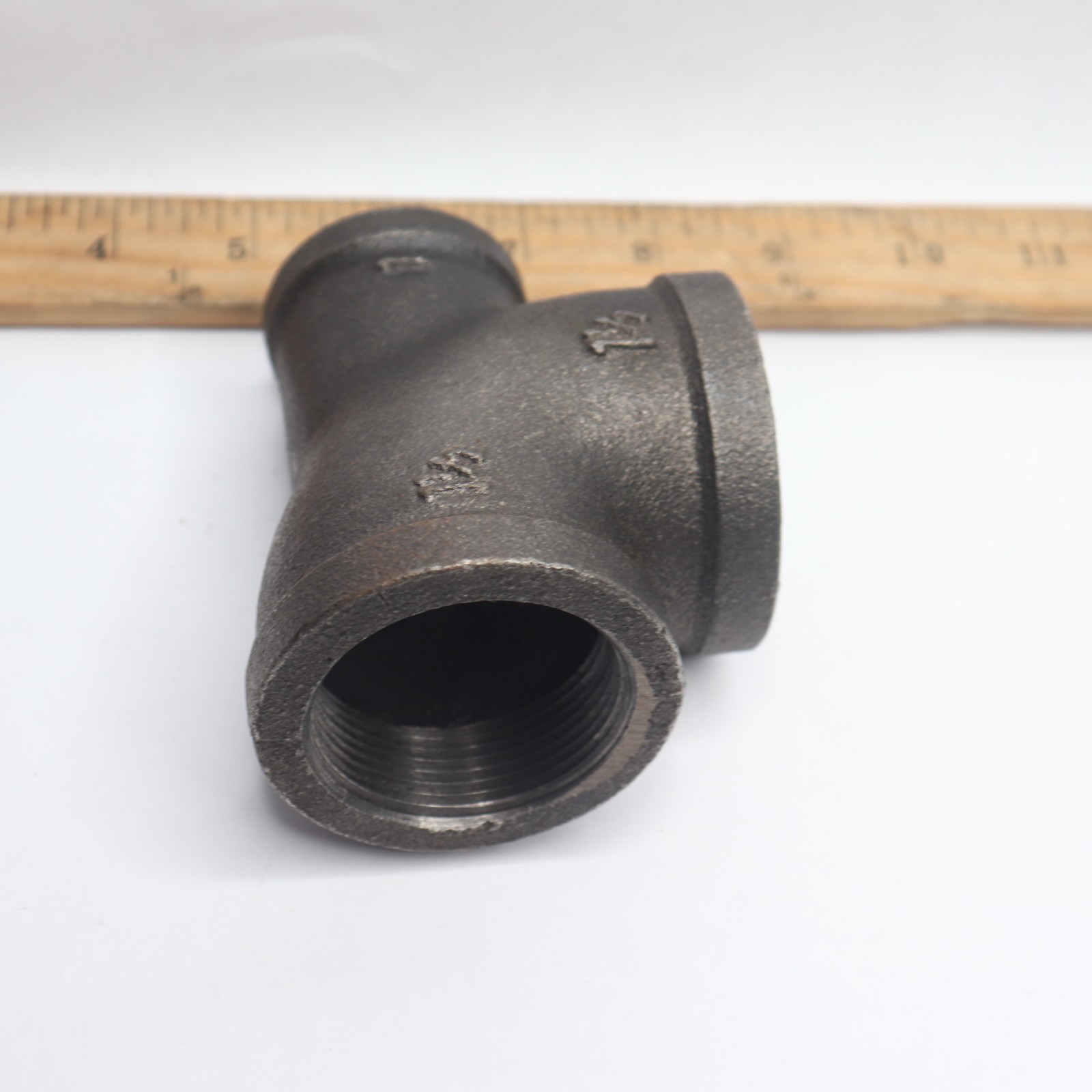 Pipe Fitting Reducing Tee Ductile Iron Class 300 1-1/2″ x 1″ x 1″