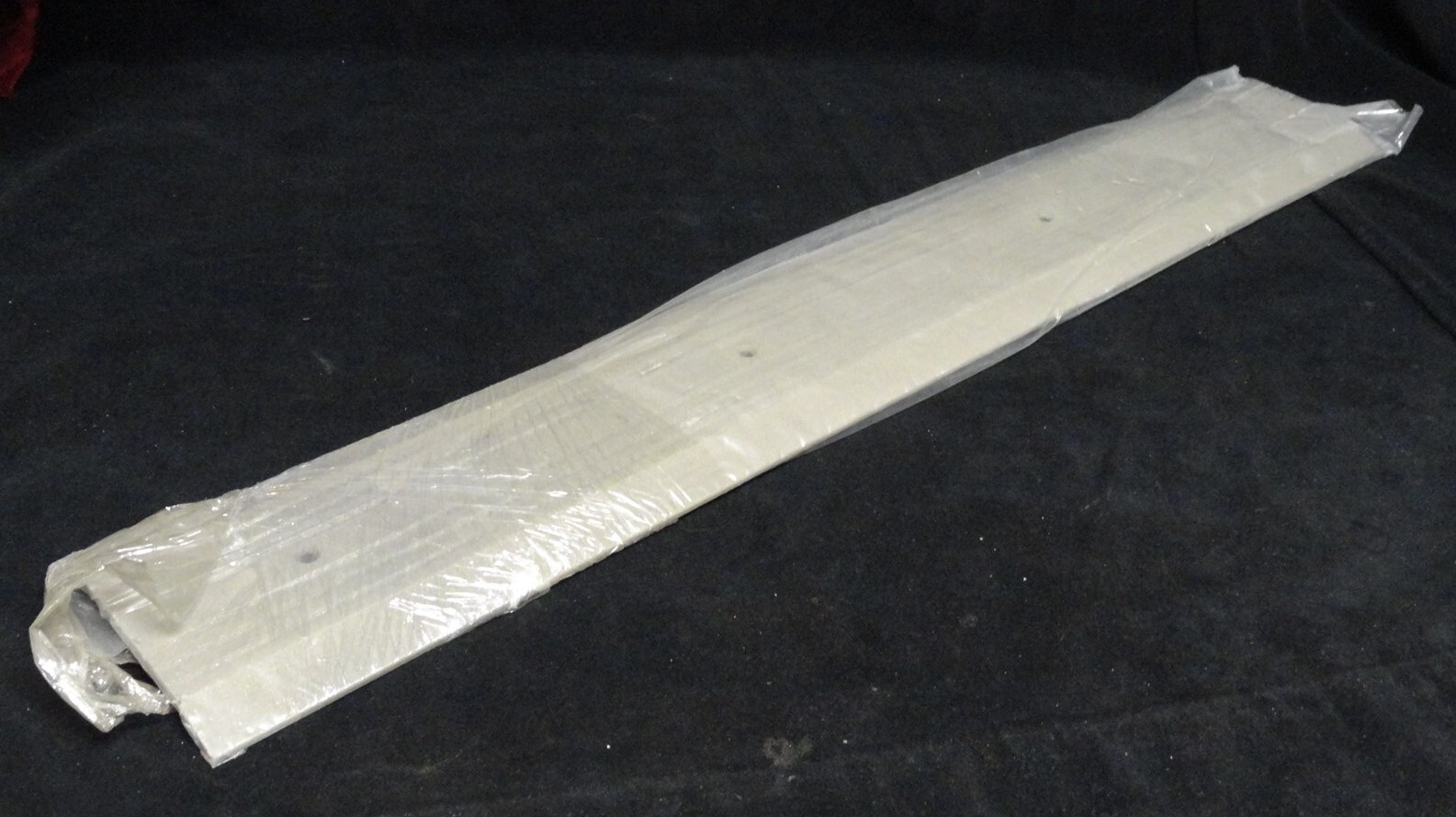NATIONAL GUARD PRODUCTS # 425 – 36″ x 4″ ALUMINUM HEAVY DUTY THRESHOLD / TRANSIT