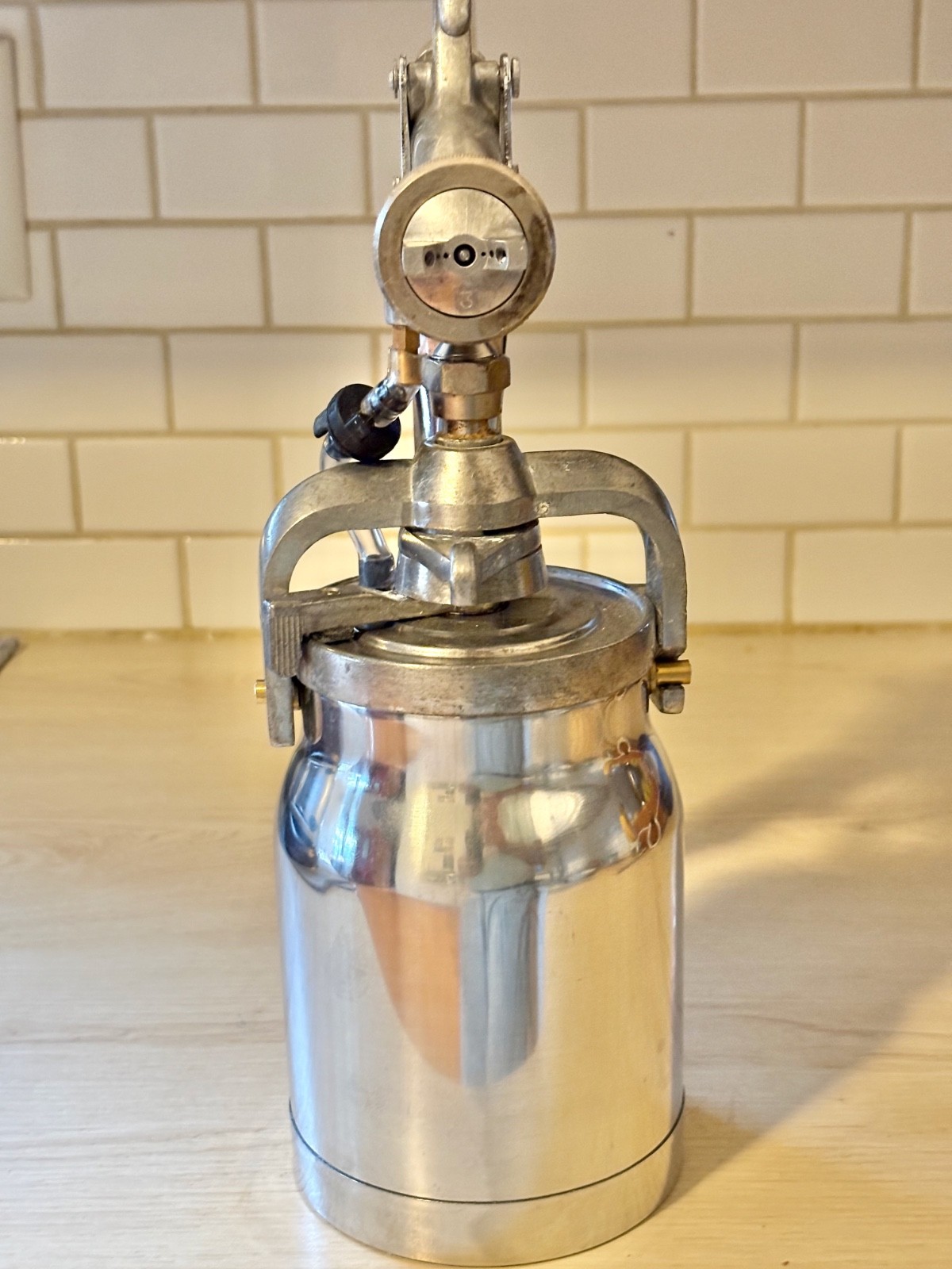 USED Titan Capspray Maxum II With A New Cup, A #3 Needle Set HVLP Spray Gun