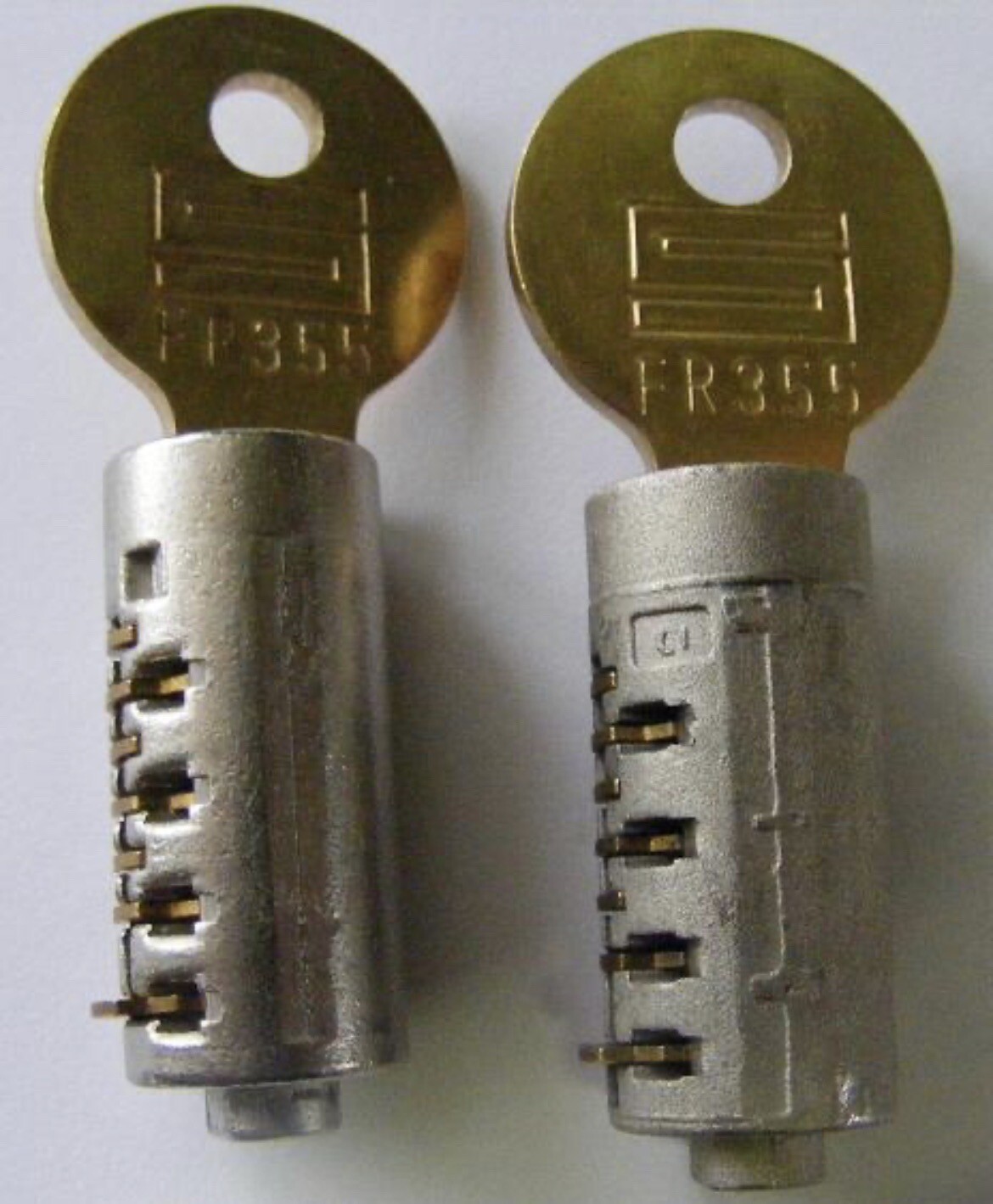 2 – Steelcase Desk Lock Cores Steelcase FR Lock Plugs With Keys Keyed Alike NEW