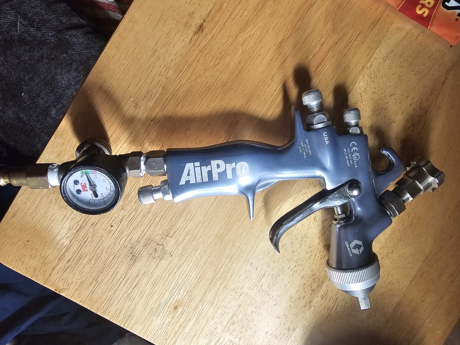 Graco 289021 AirPro Air Spray Gravity Feed Gun, Conventional, 0.070 inch Nozzle