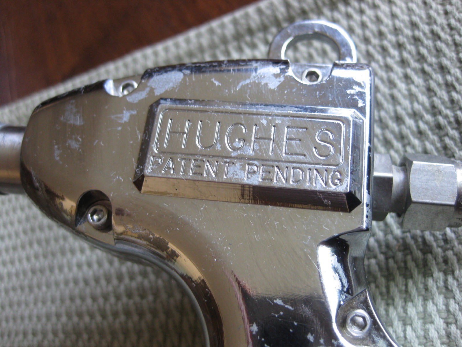 Hughes Nupro Micrometer Adjustable Spraygun Aerospace Coating Aerosol Applicator