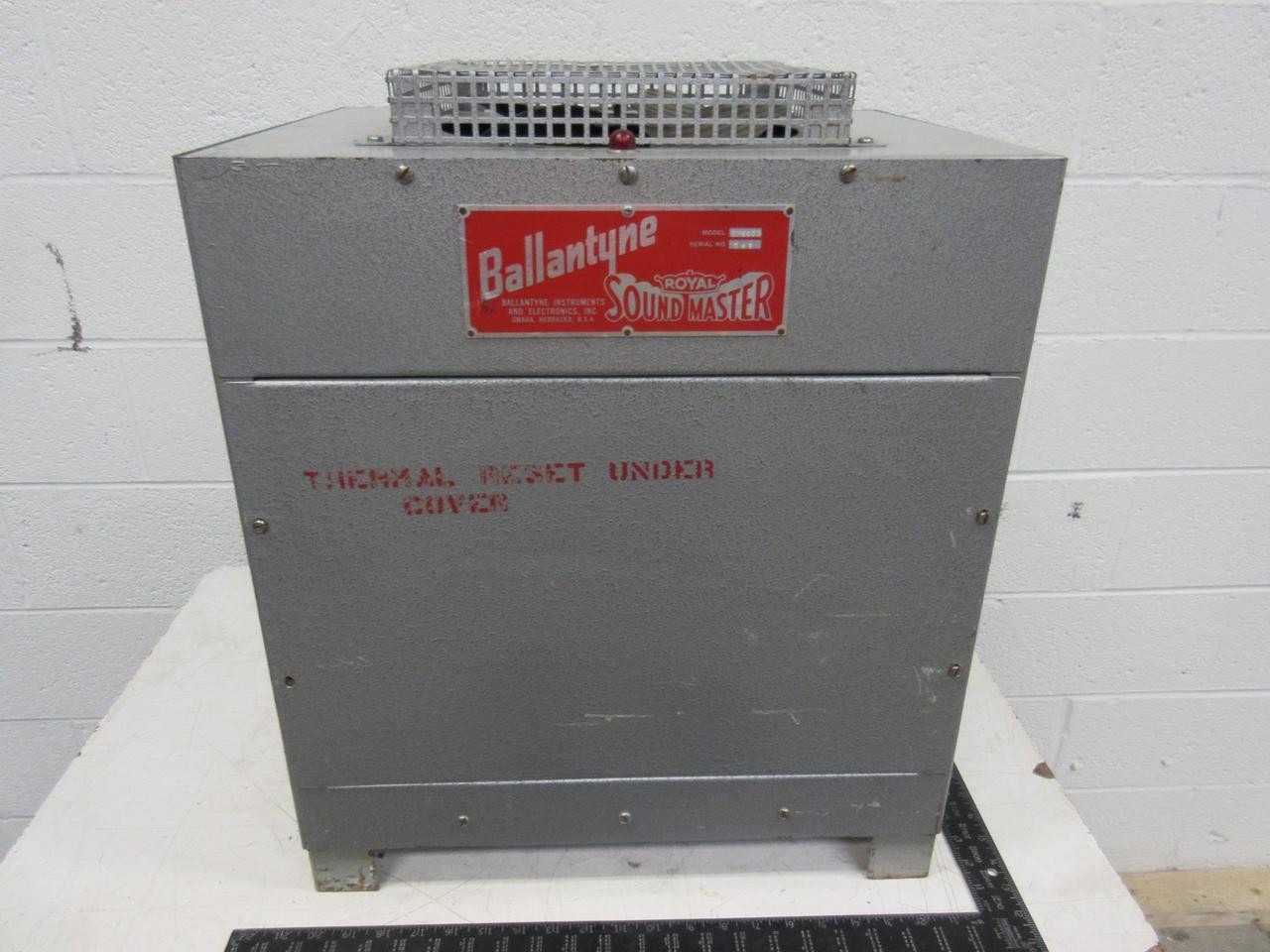 BALLANTYNE 3P682B VINTAGE ROYAL SOUND MASTER DC POWER SUPPLY T96480