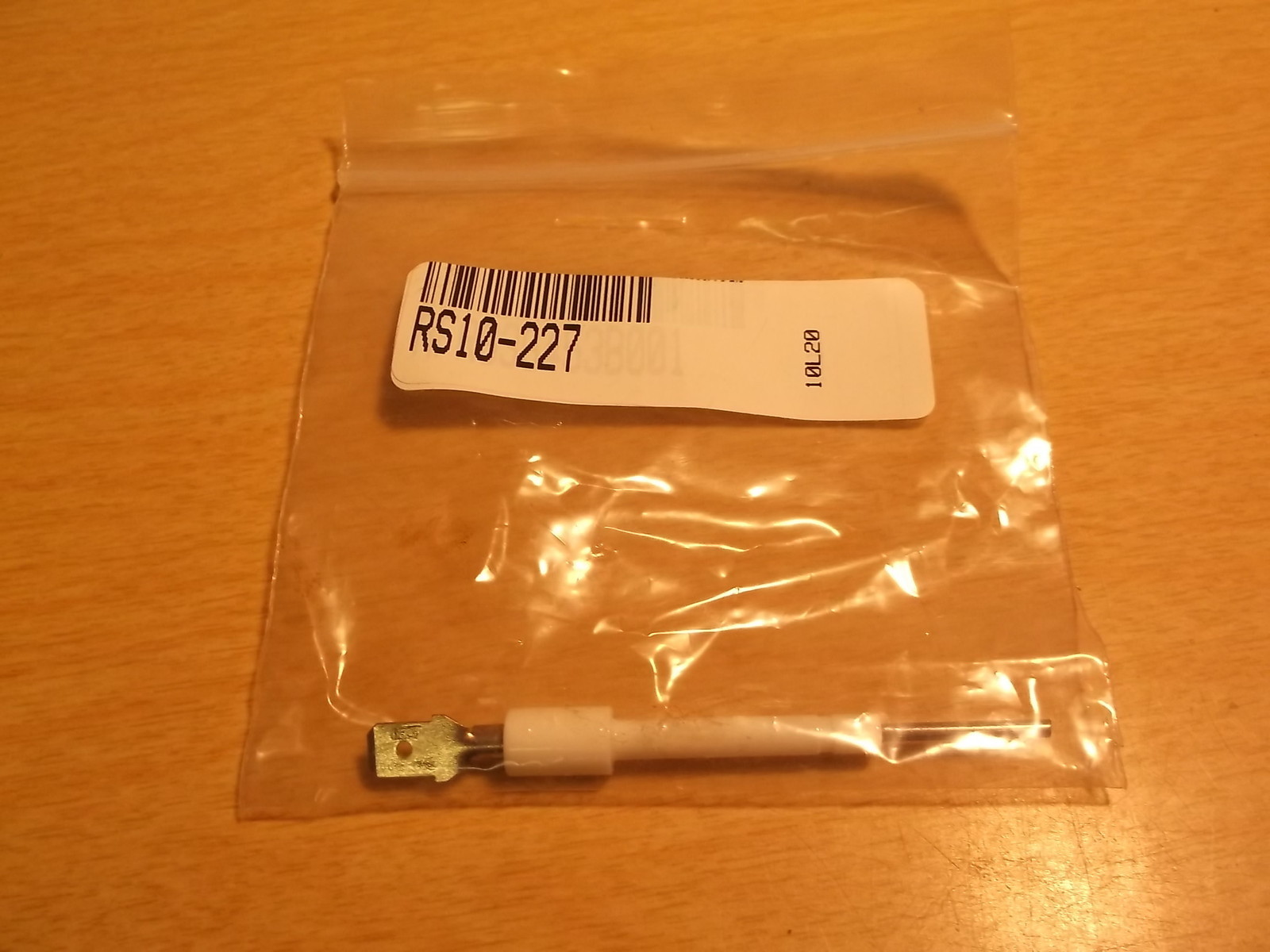 NEW Wiring Connector, part Number: RS10-227 *FREE SHIPPING*