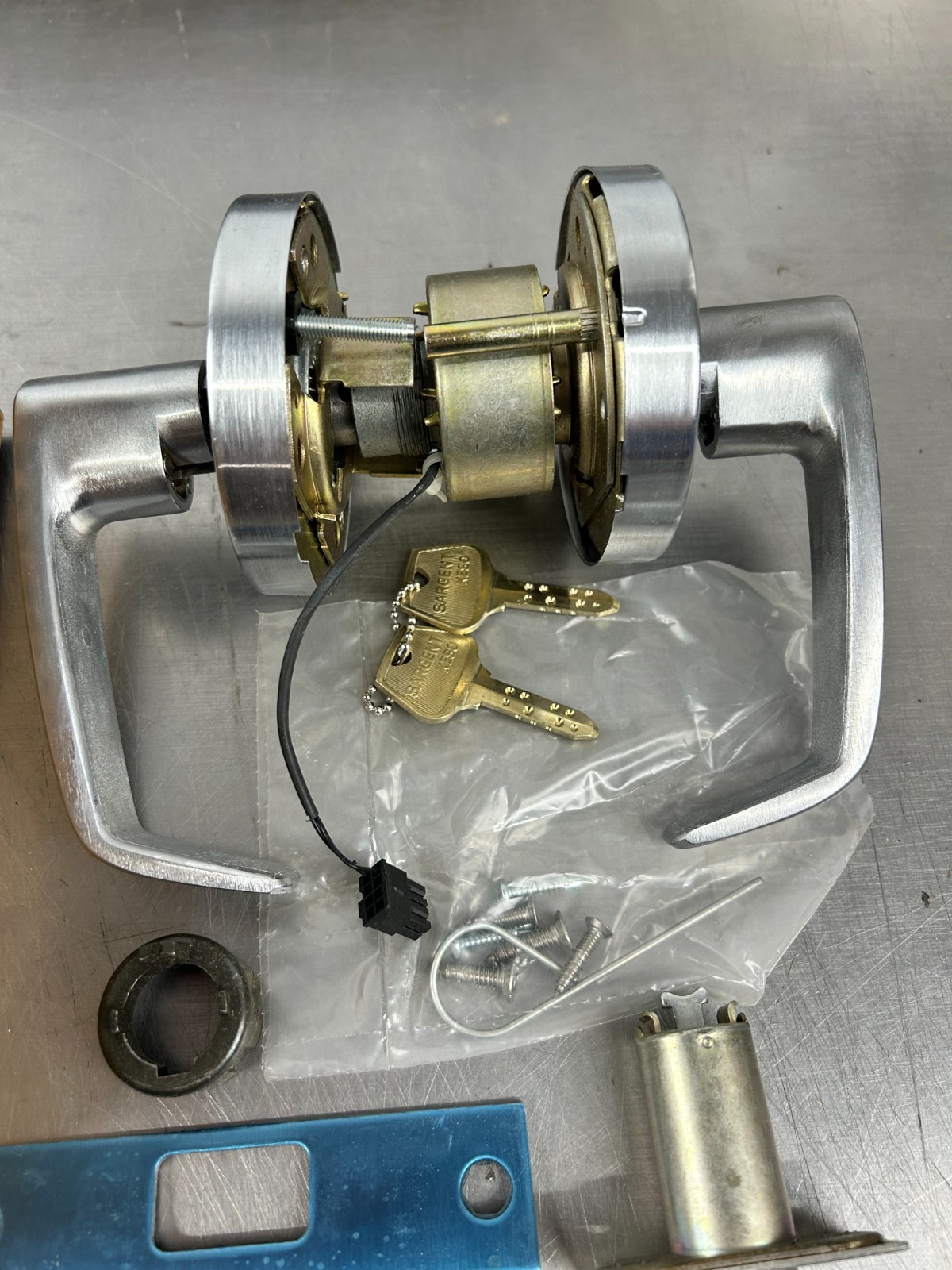 Sargent 10G70 Leverset 26D Polished Chrome Solenoid Lock New Open Box