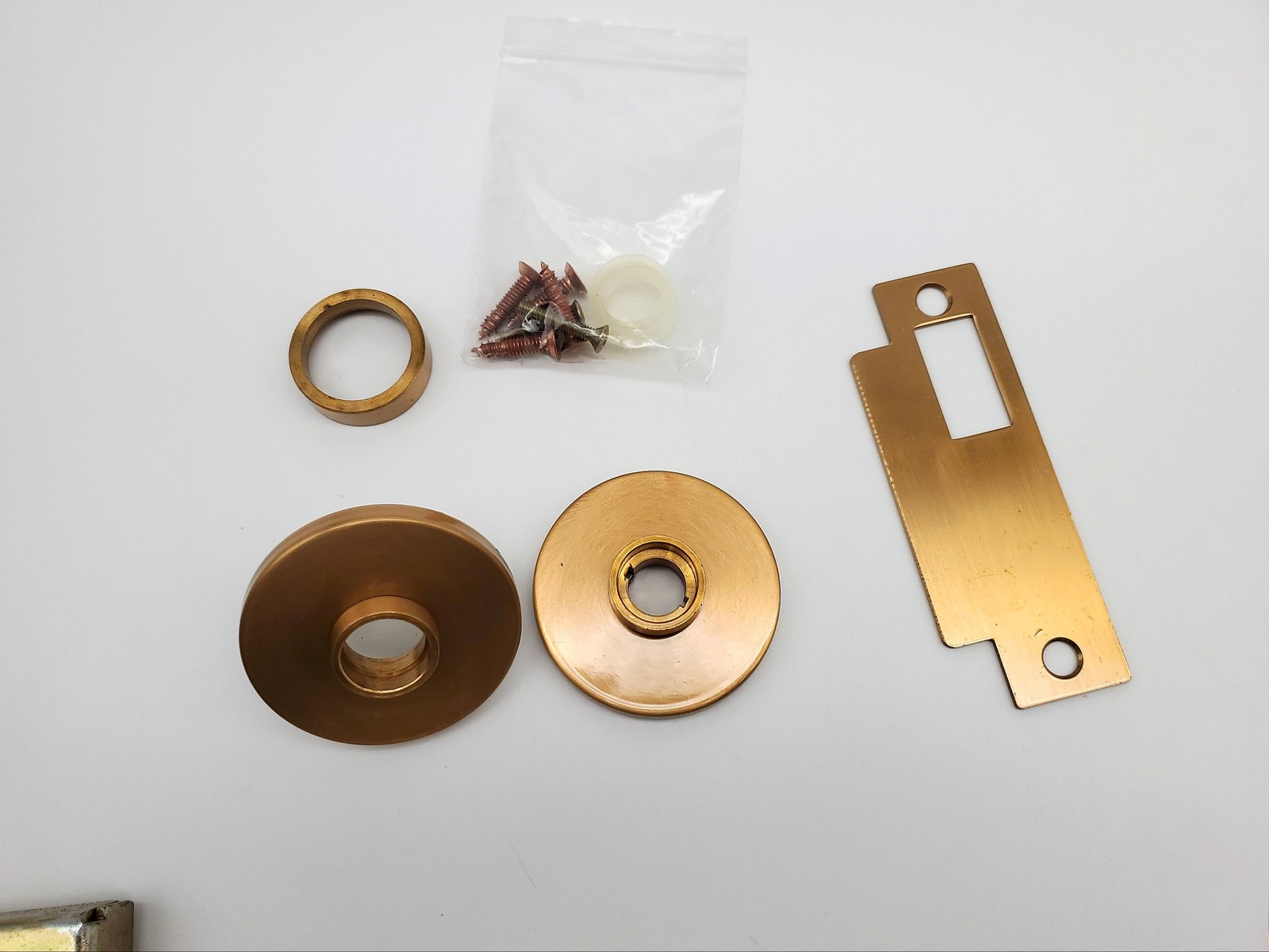 Yale 8708 Mortise Lockset Classroom Function LH Satin Bronze MOR Trim 2-3/4″ BS