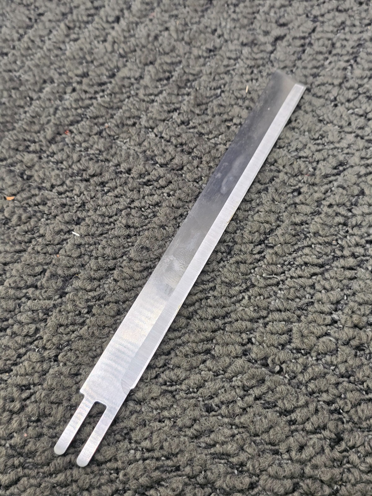 (QTY 12) Eastman 80C8HS 8-inch High-Speed Steel Straight Vertical Front Knives