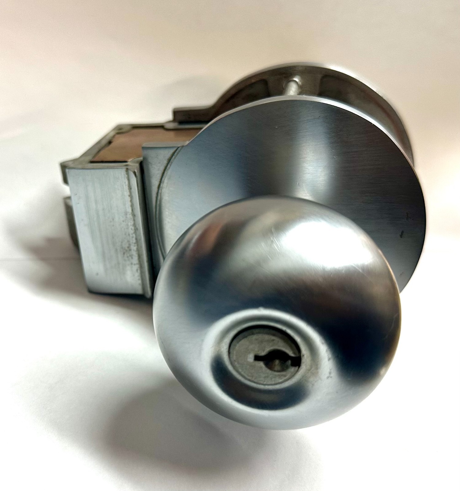 CORBIN RUSSWIN, INTRUDER FUNCTION, UNIT LOCK, KEYED ON BOTH SIDES , WITH 1 KEY