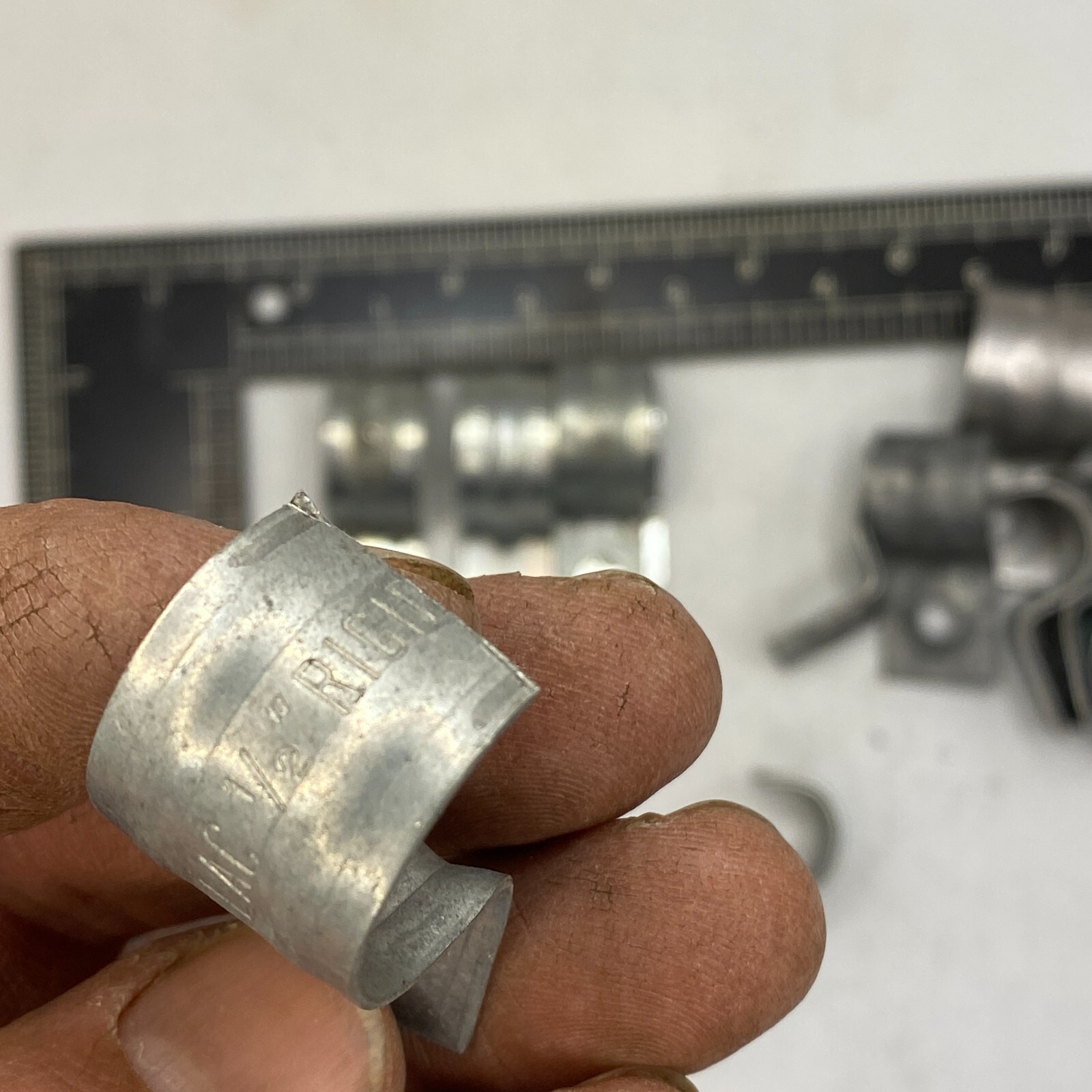 MIXED One Hole Strap, Jiffy MED-50, Jiffy #130, Minerallac, 3/4 TW LOT OF 16🔔
