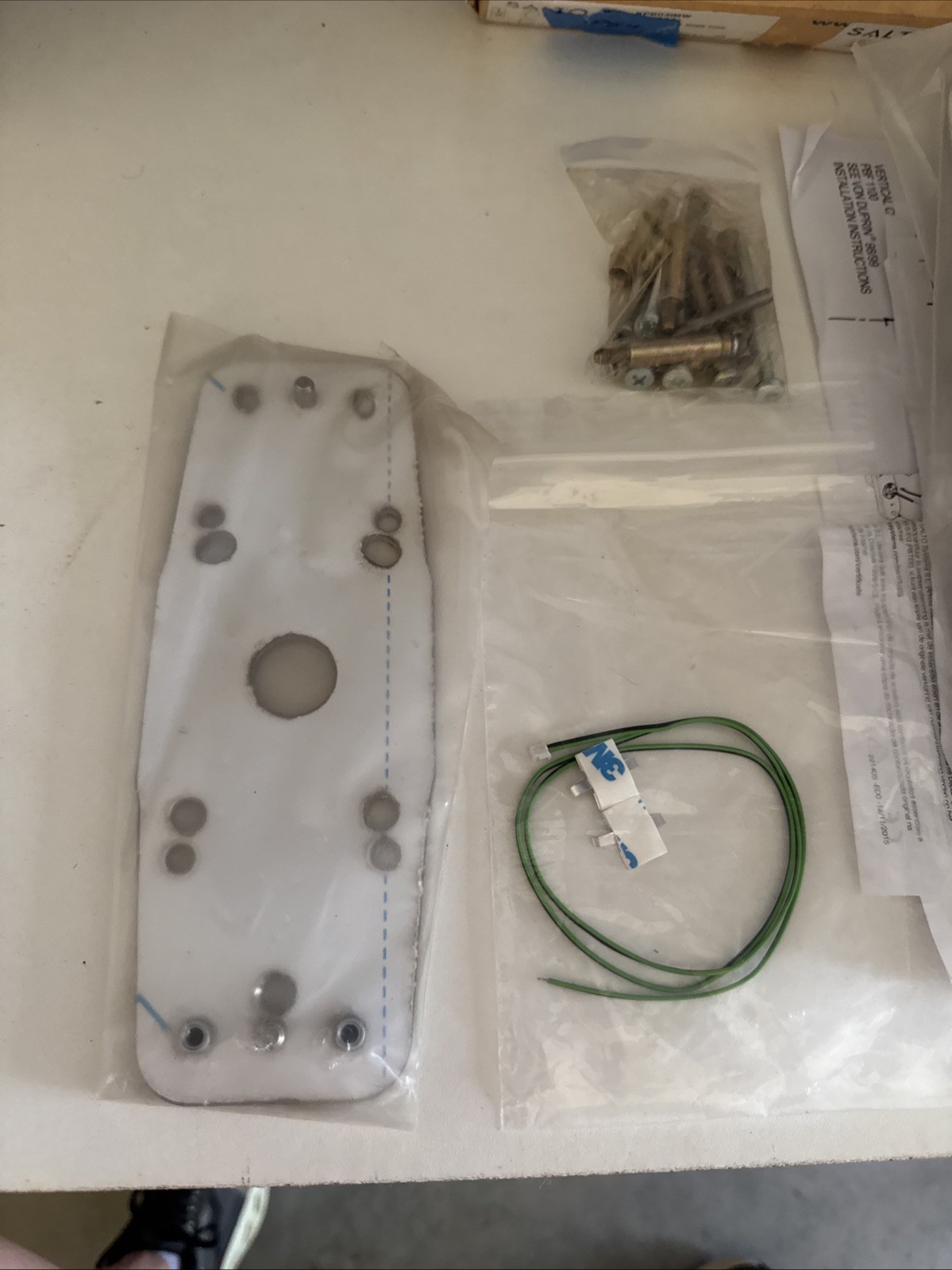 Salto KPB03IMW Kit Von Duprin 98/99 Single Point Kit PBF 1100 MISSING PARTS